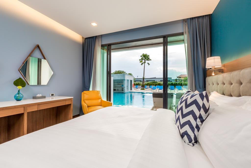 Double or Twin Deluxe