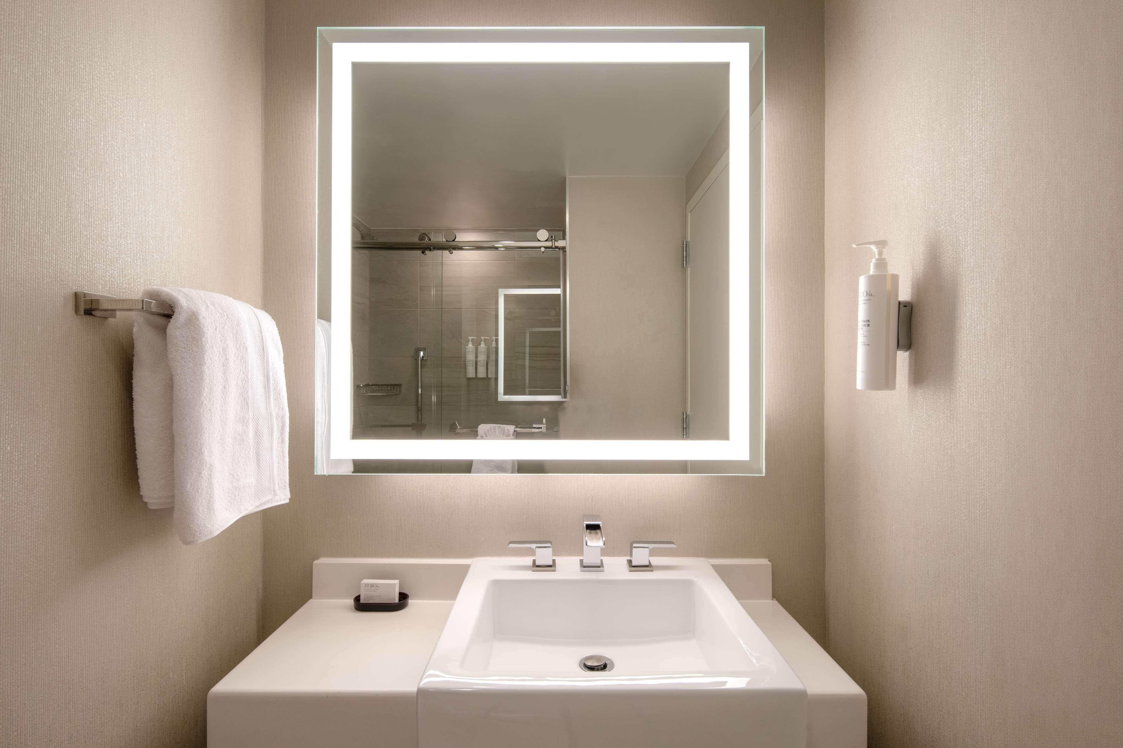 Junior Suite with Views