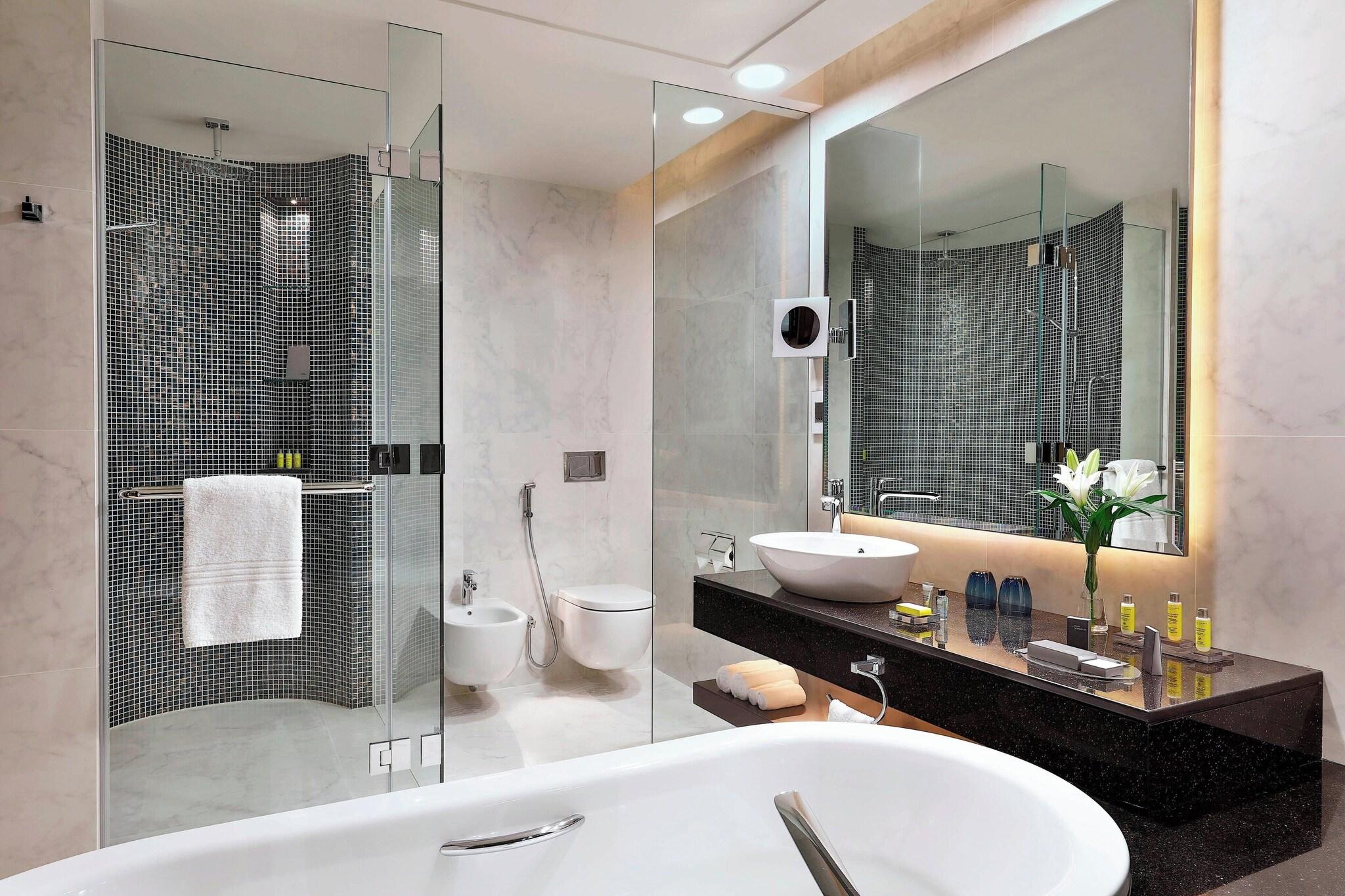 Double Superior King Bed