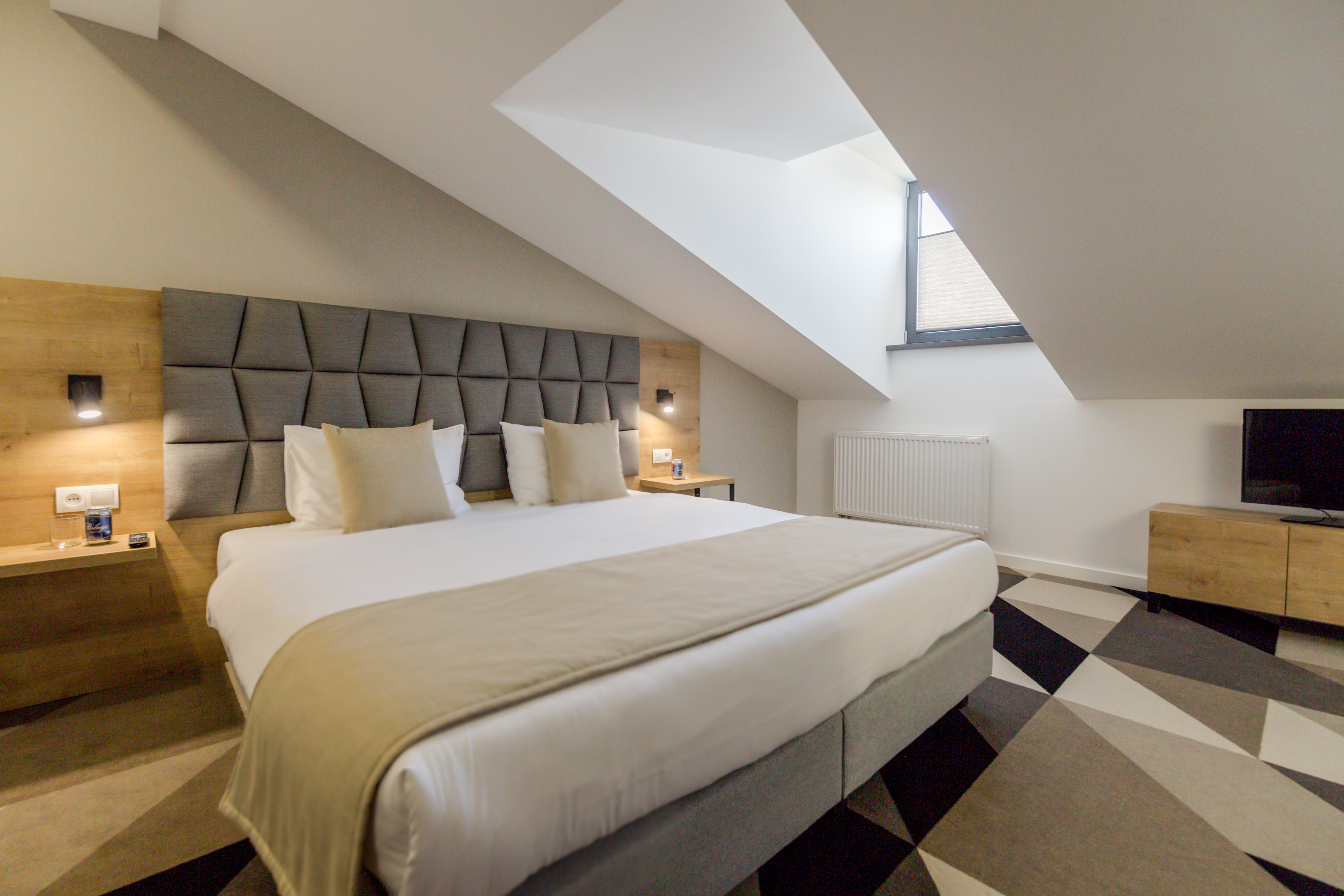 Double or Twin Standard