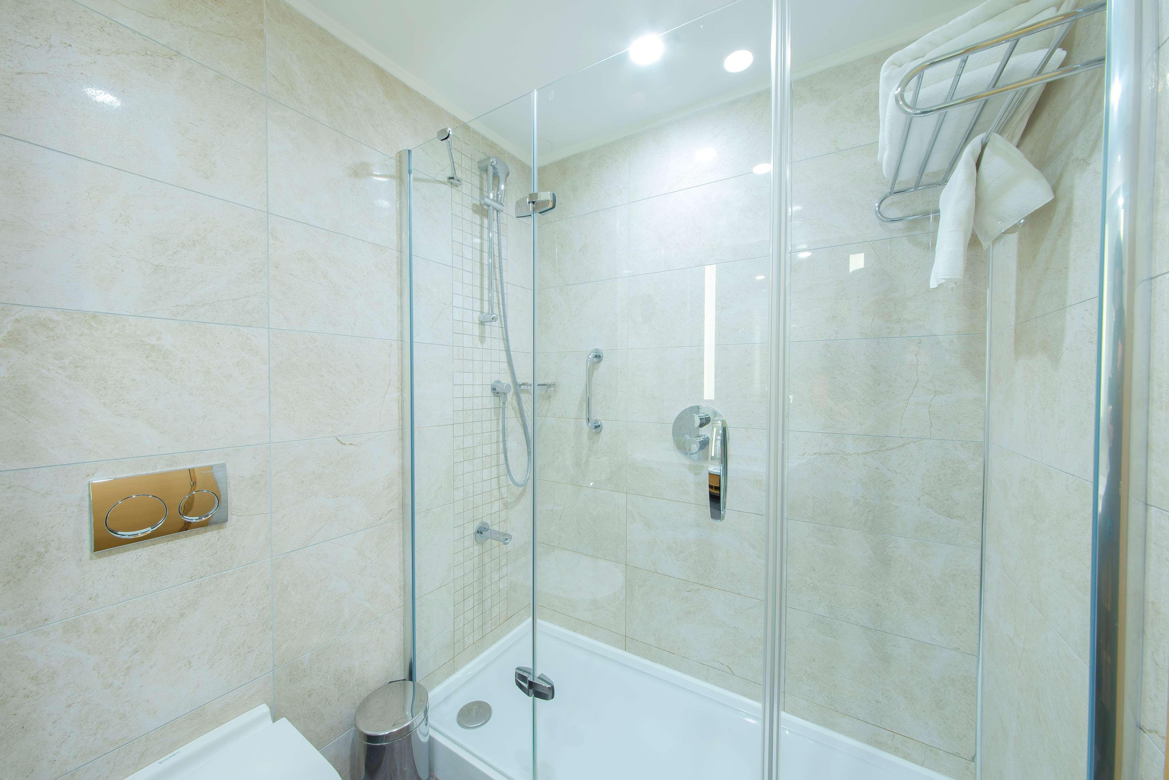 Family Room Connecting Room