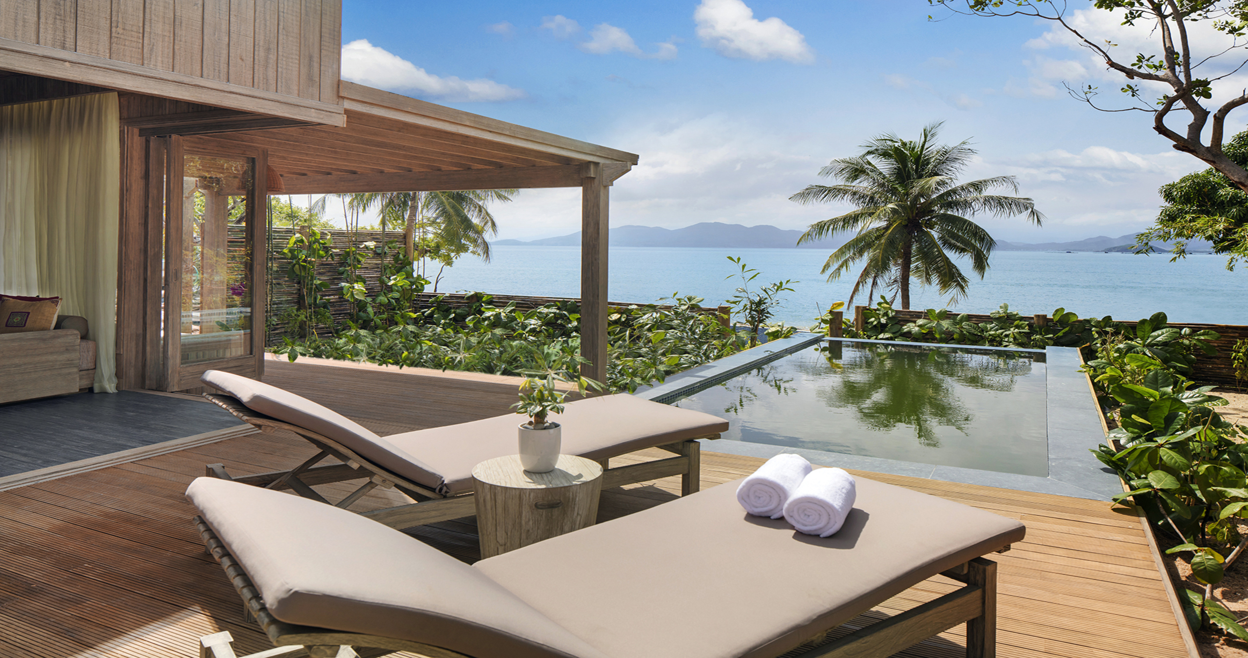 Villa Ocean View King Bed