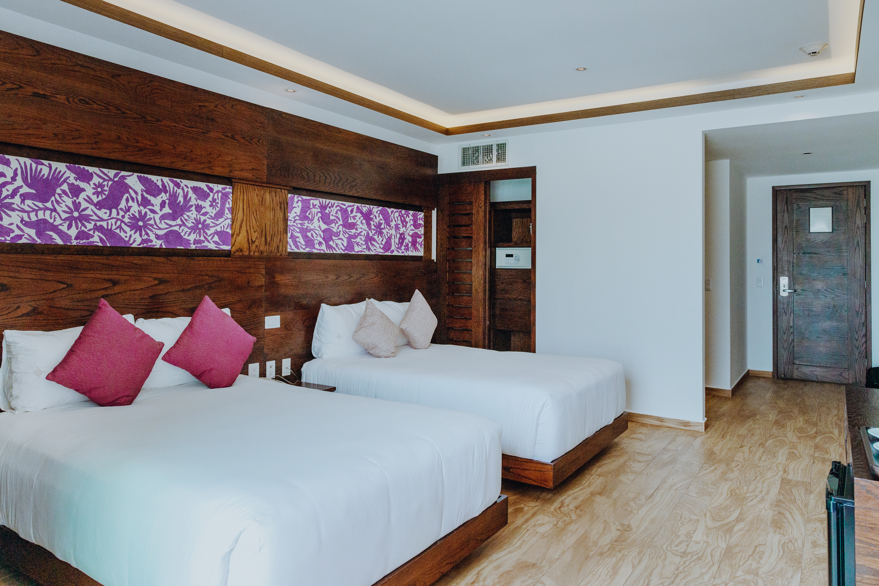 Room Superior with Balcony