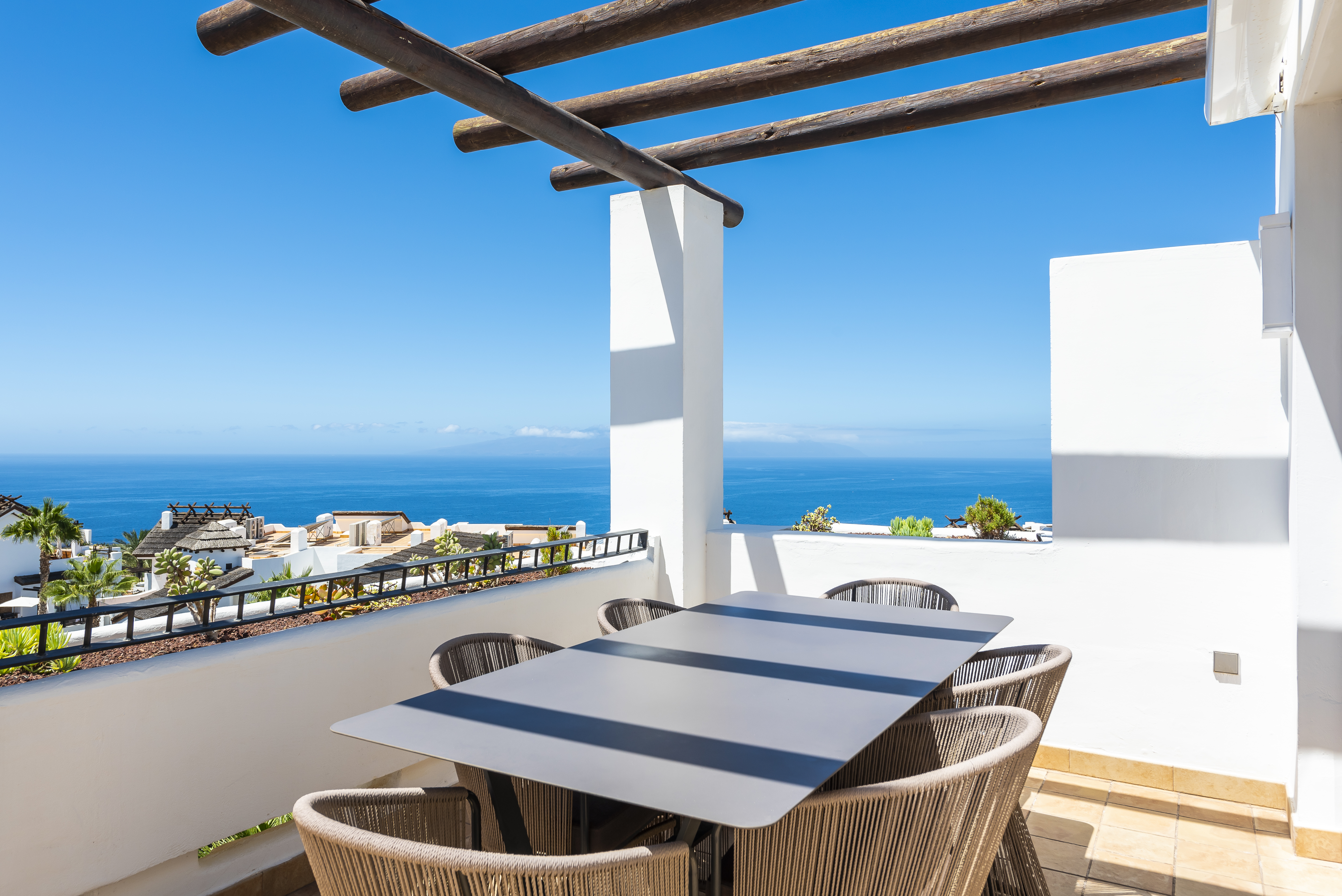 Suite Side Sea View Two Bedrooms