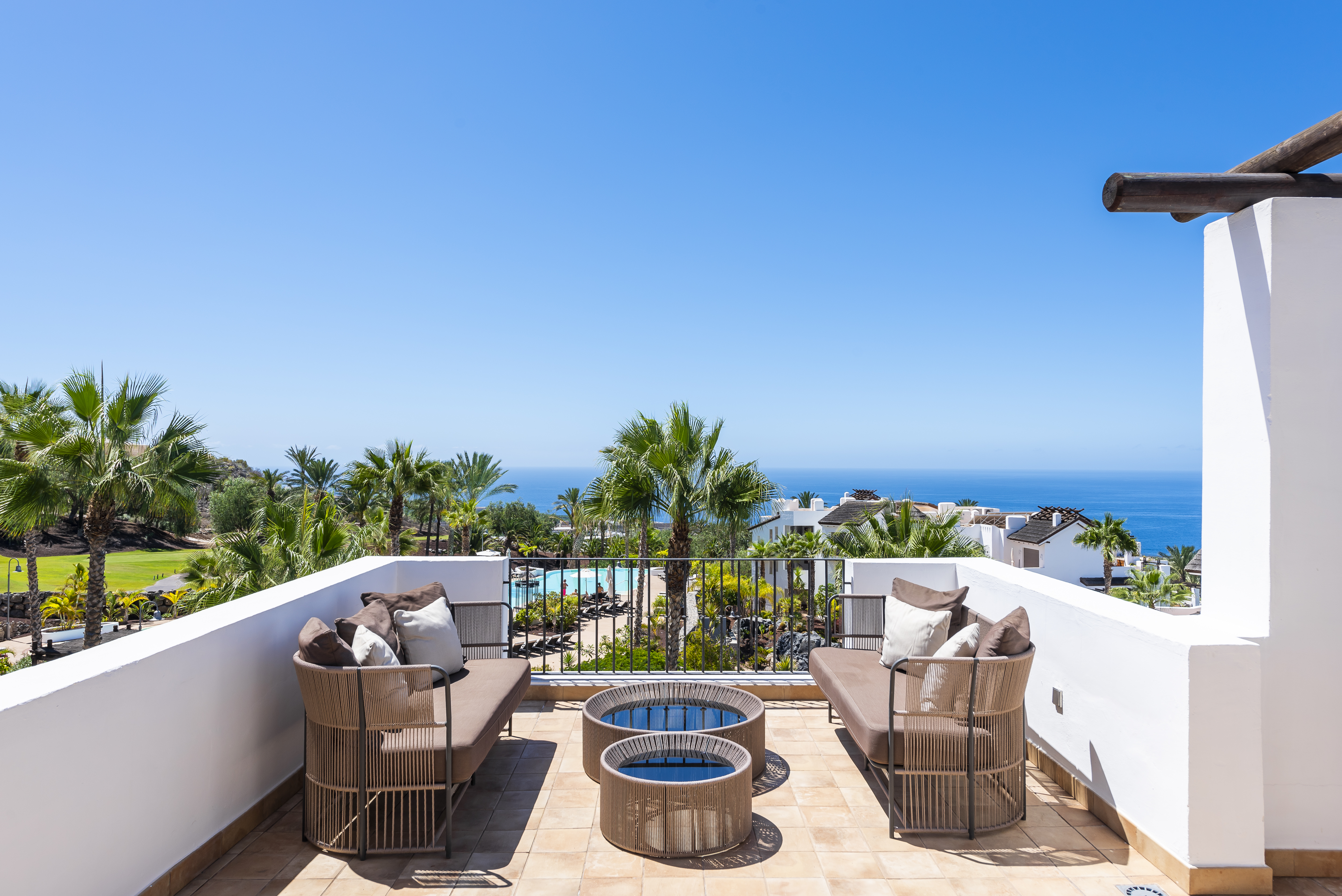 Suite Side Sea View Two Bedrooms