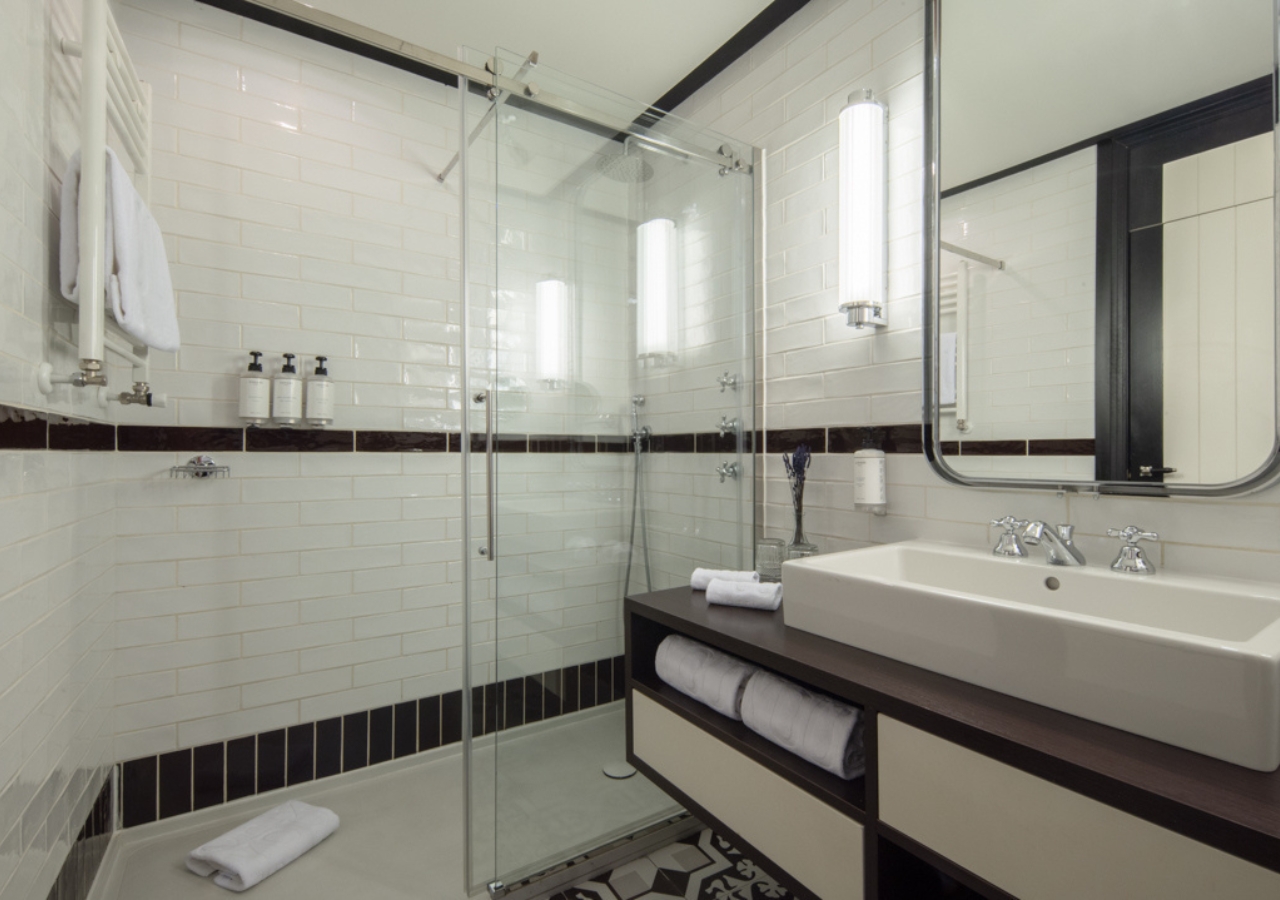 Double or Twin Deluxe with Balcony