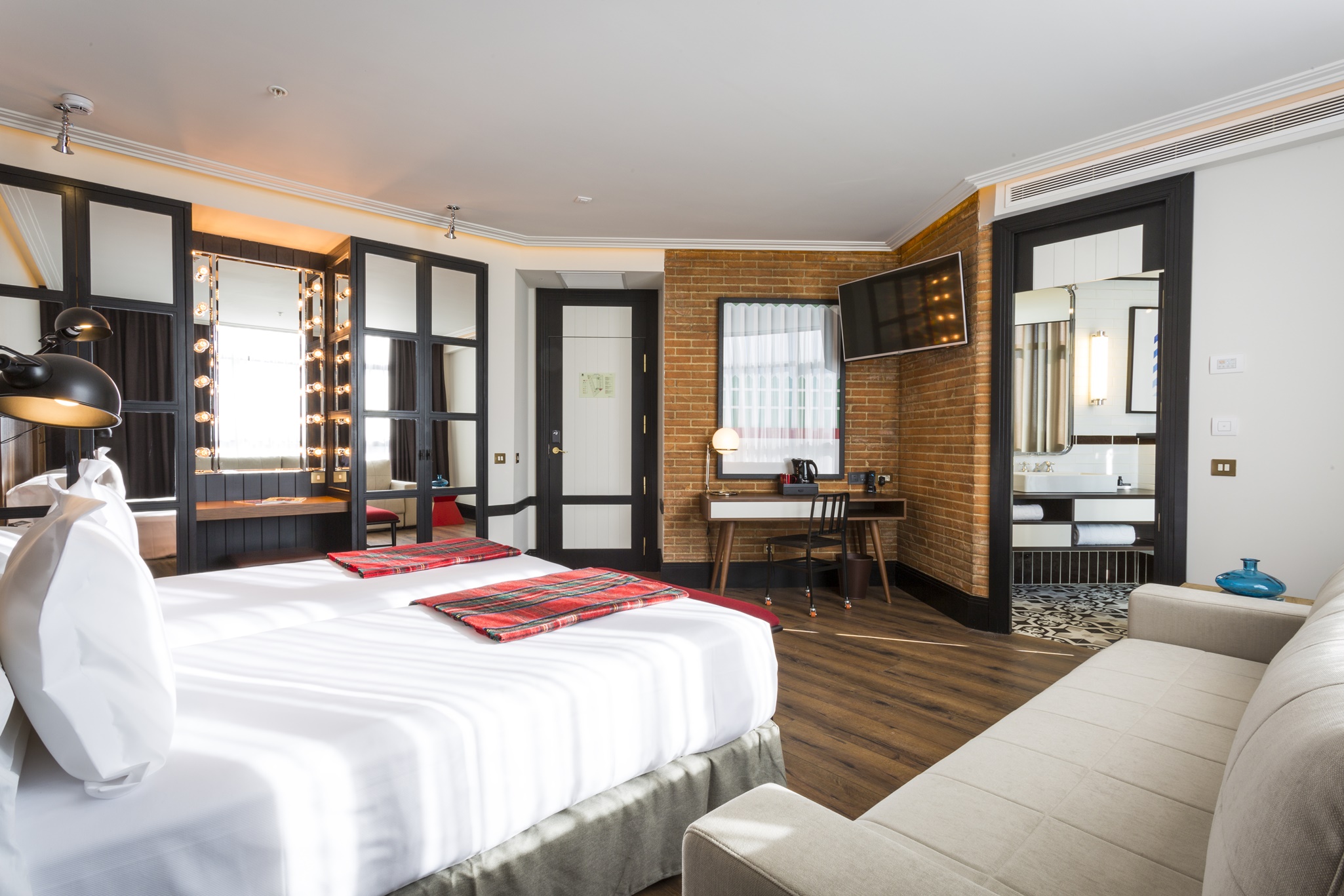 Junior Suite Capacity 2