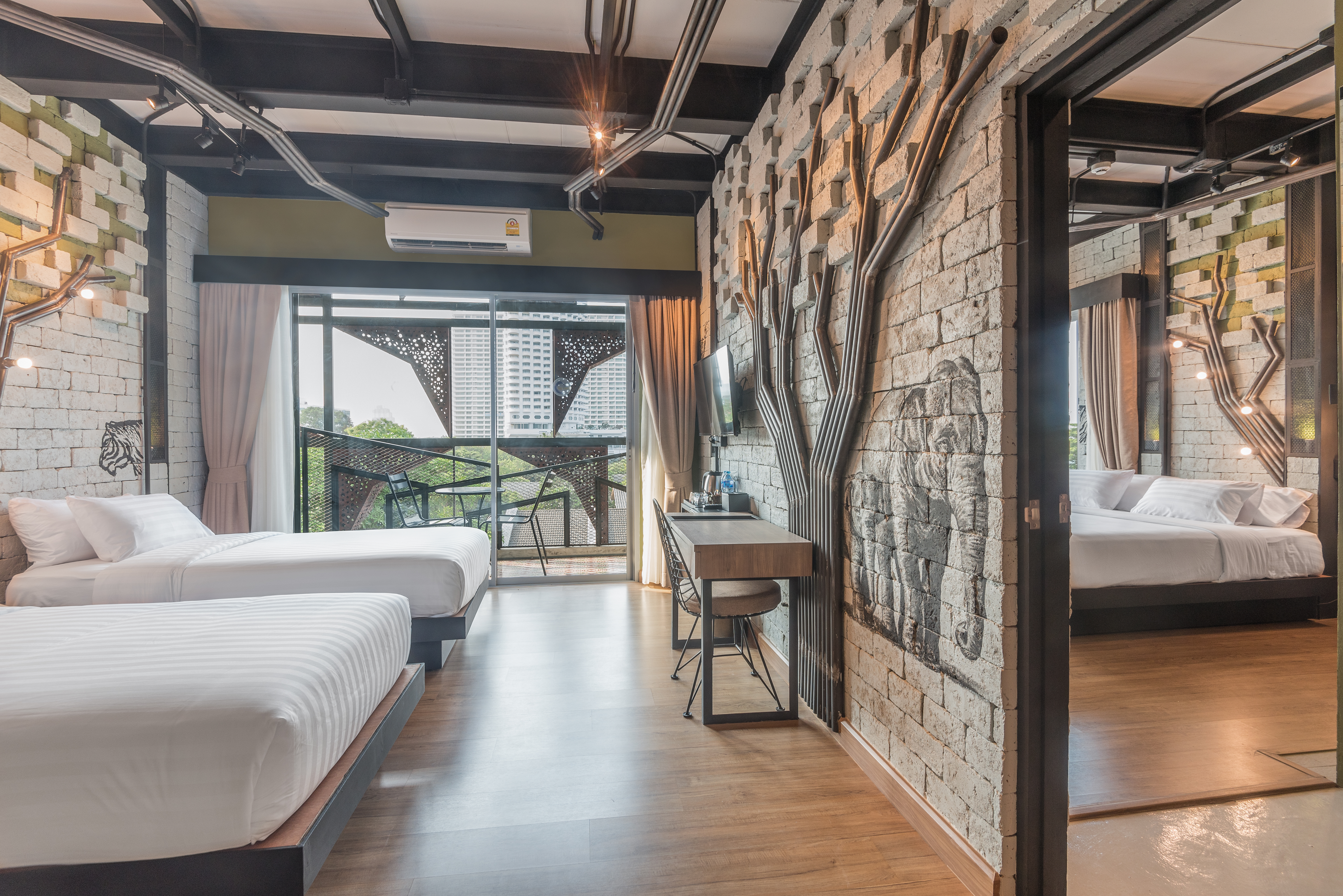 Double or Twin Deluxe Sea View