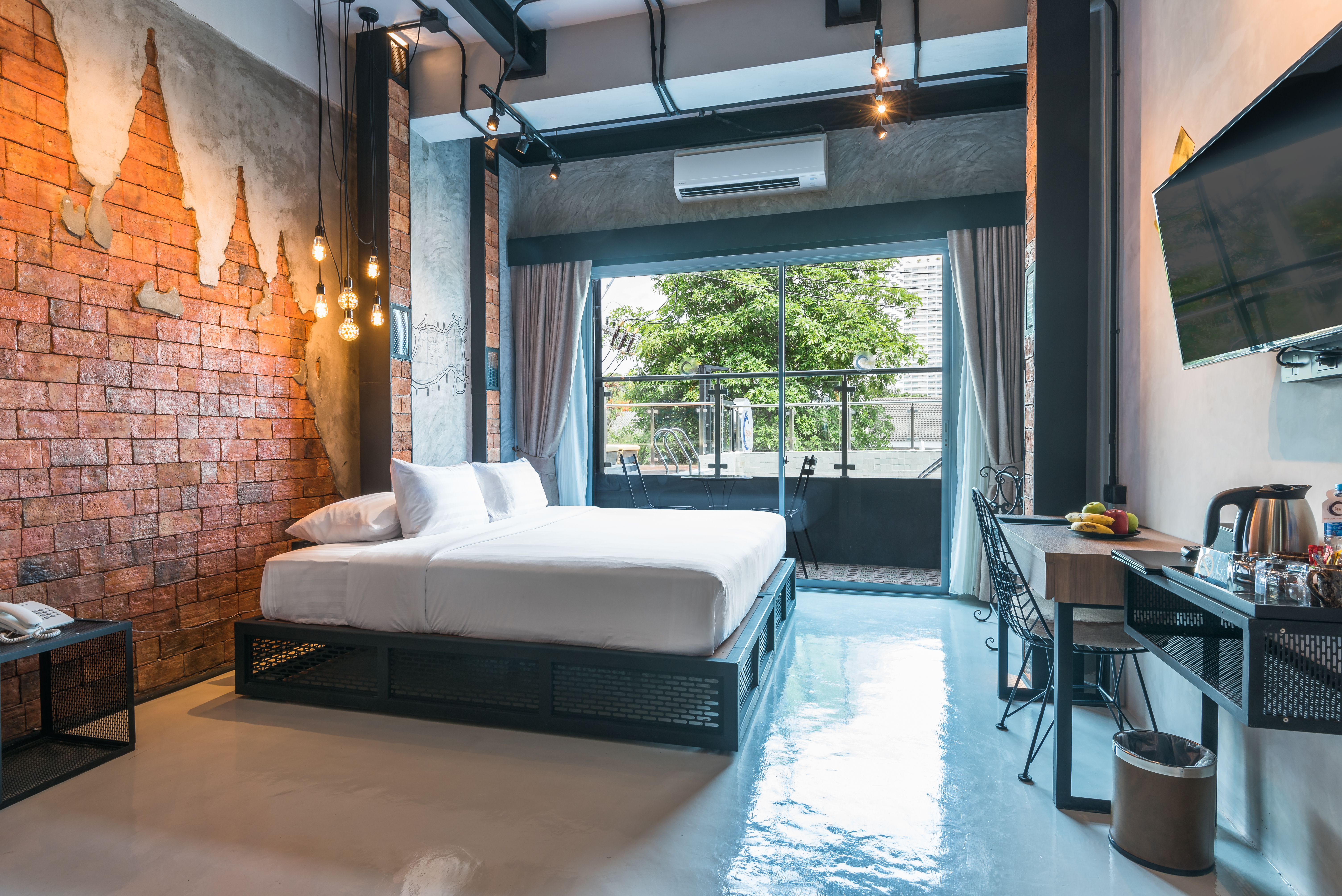 Double or Twin Deluxe Sea View