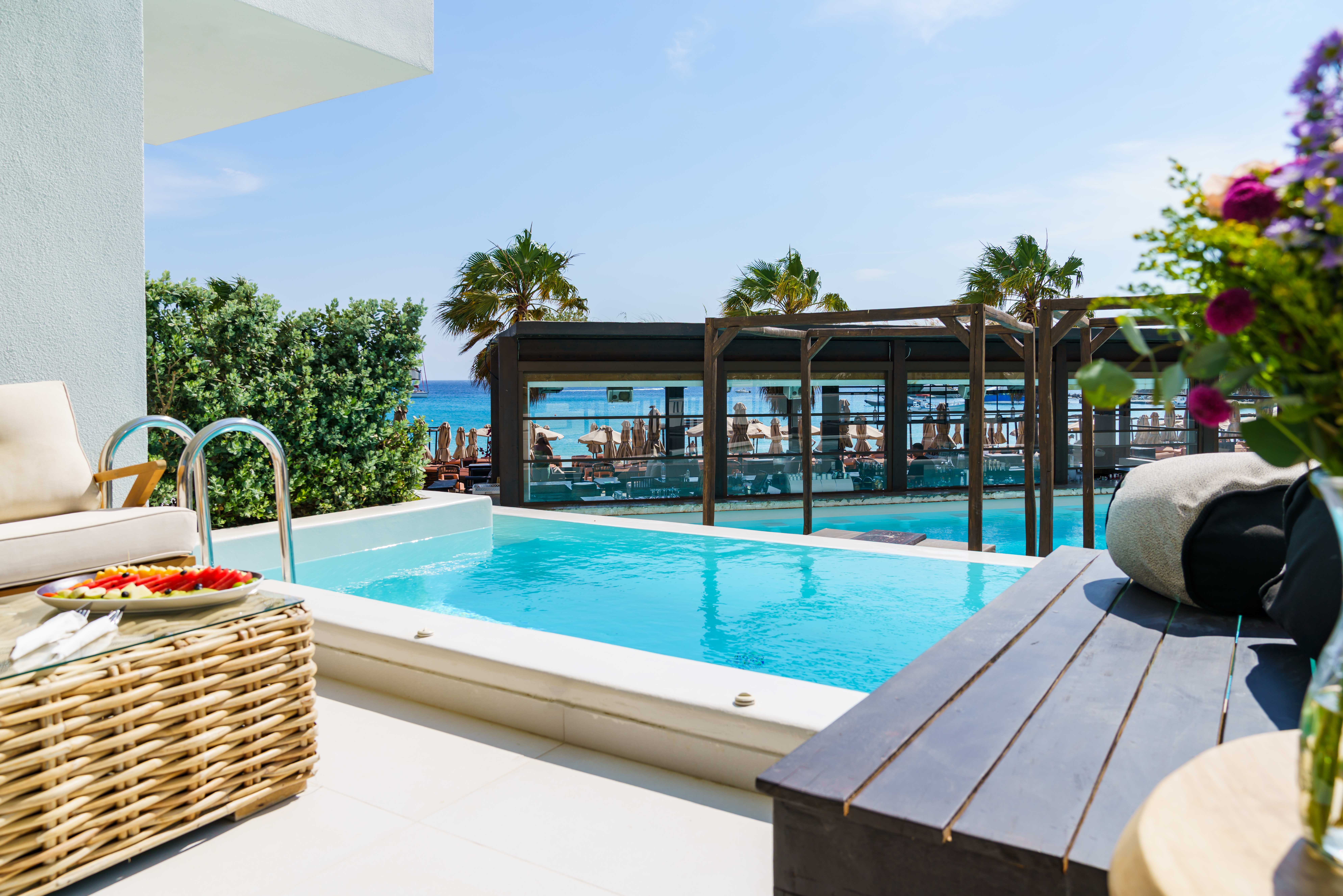 Suite Superior with Private Pool