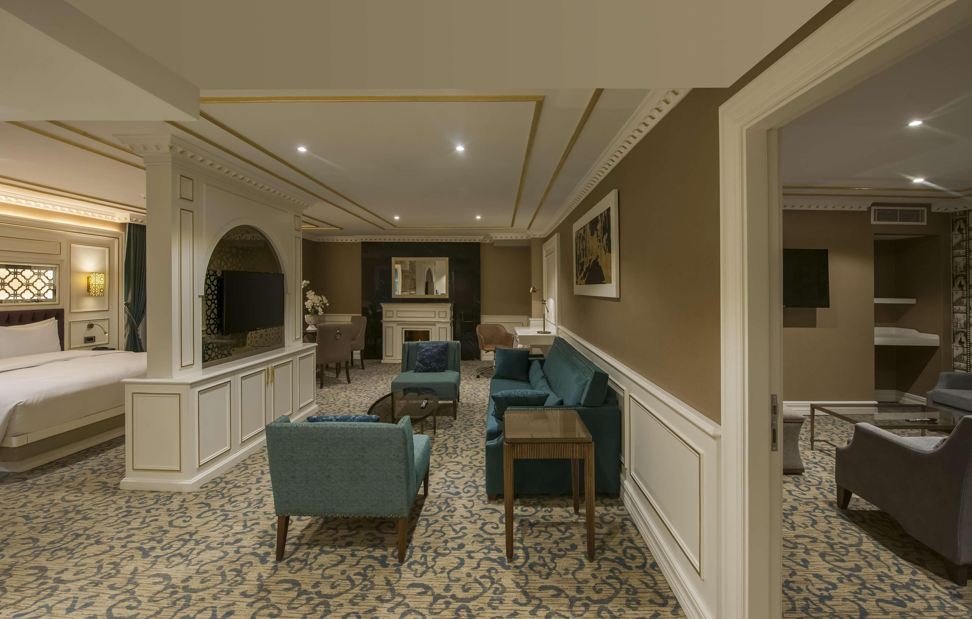 Junior Suite King Size Bed