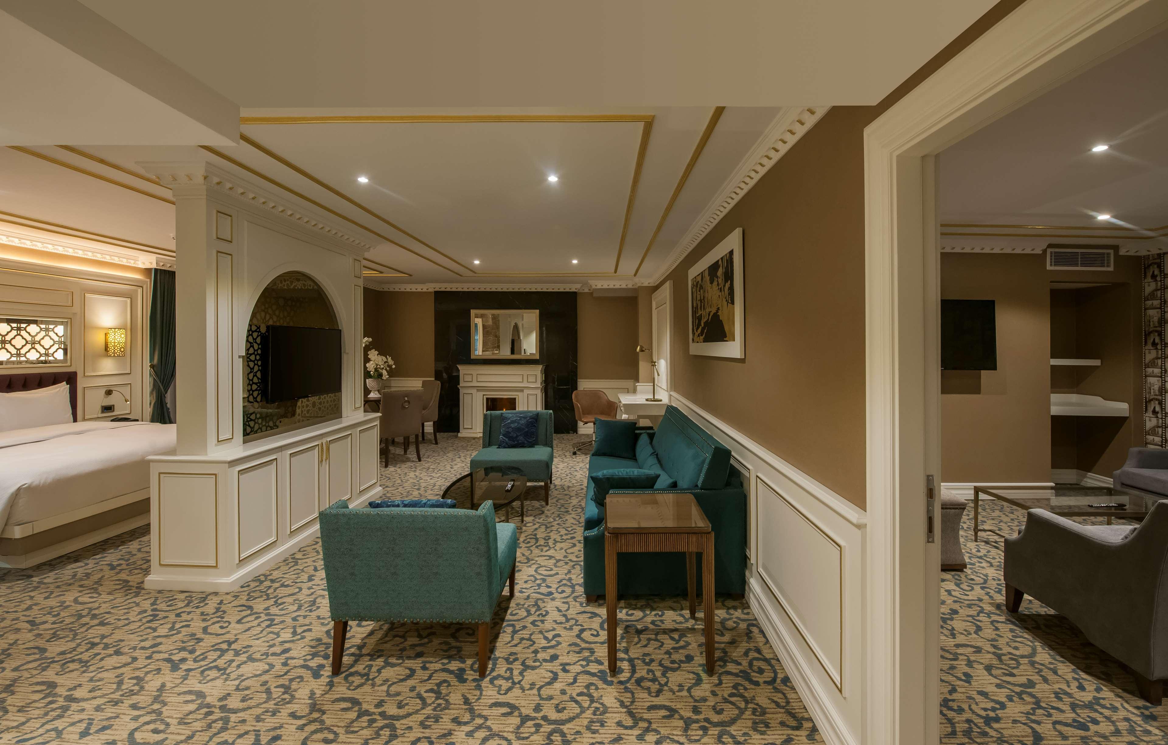 Junior Suite King Size Bed