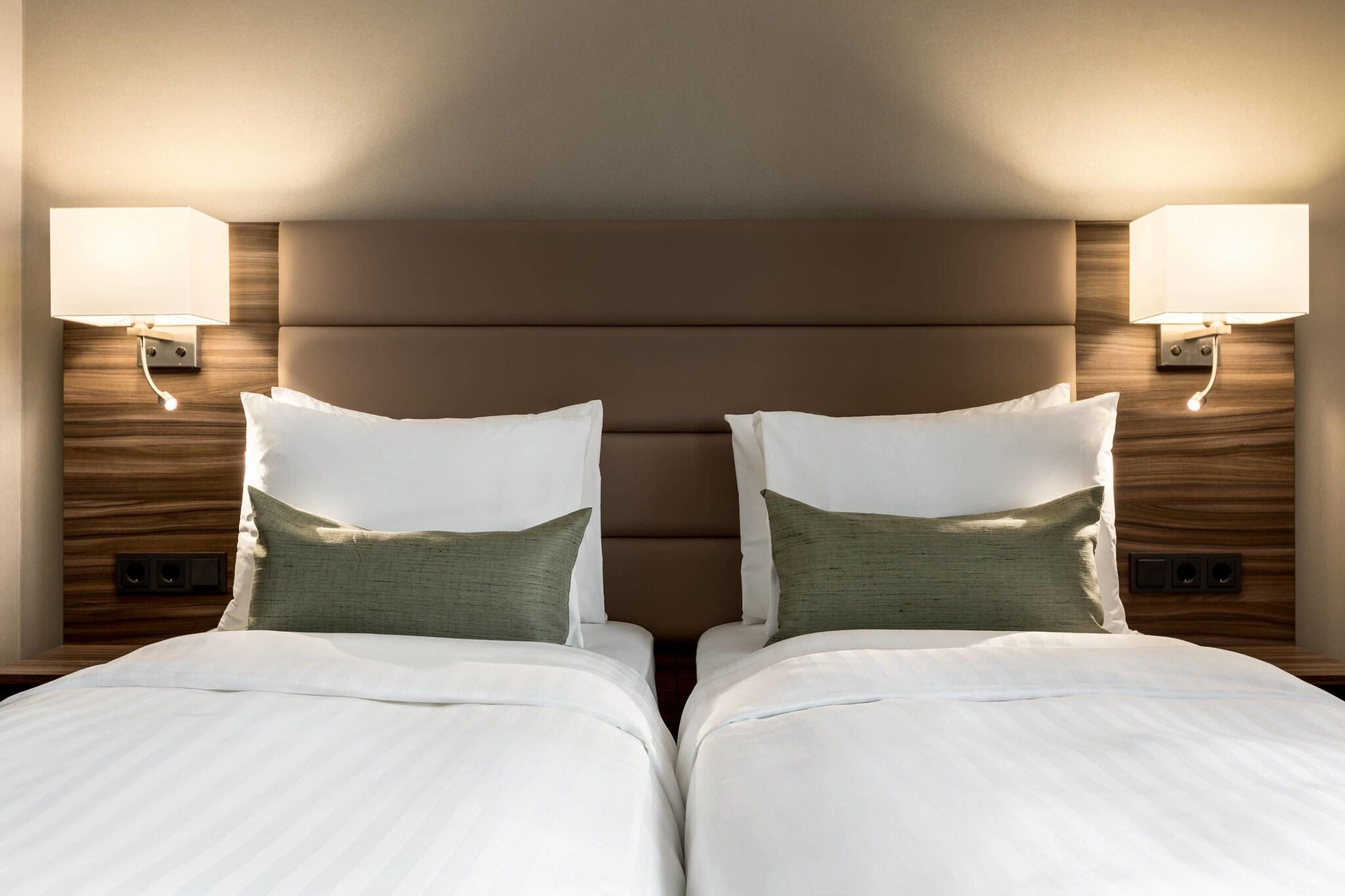 Twin Superior City View