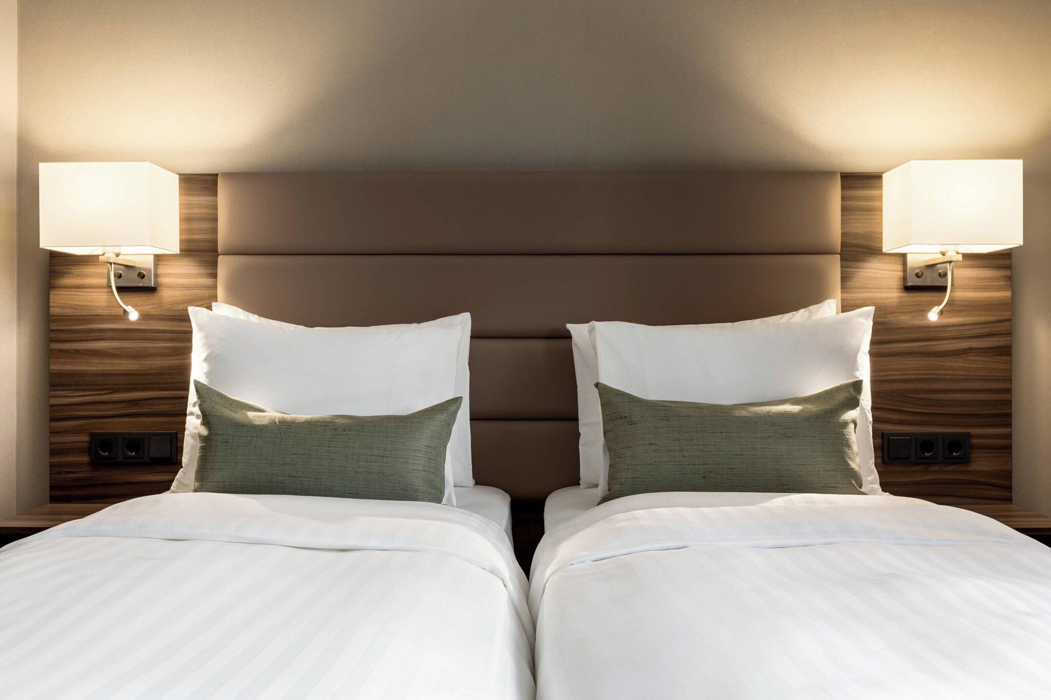 Twin Superior City View