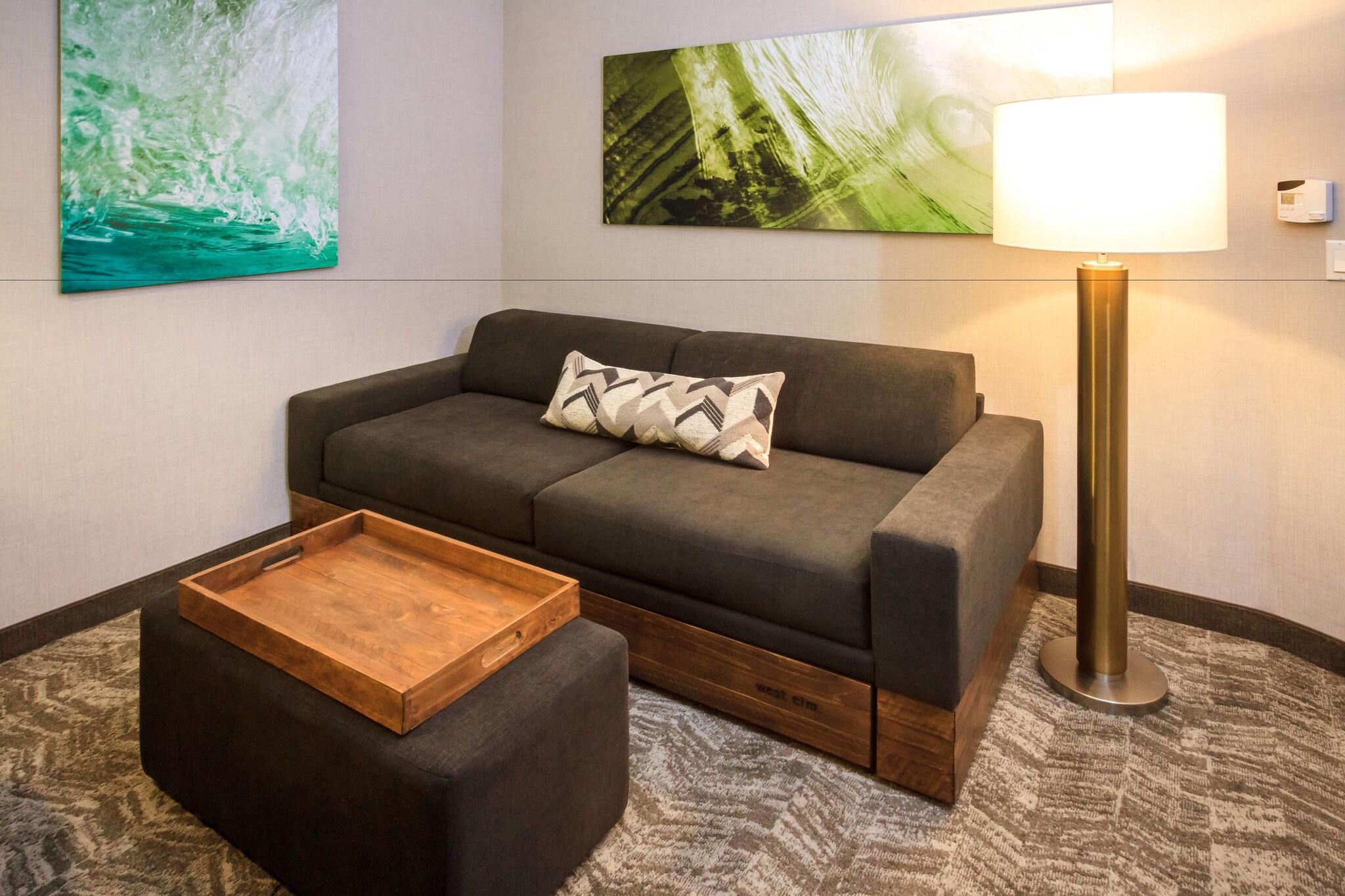 Suite Two Queen Beds