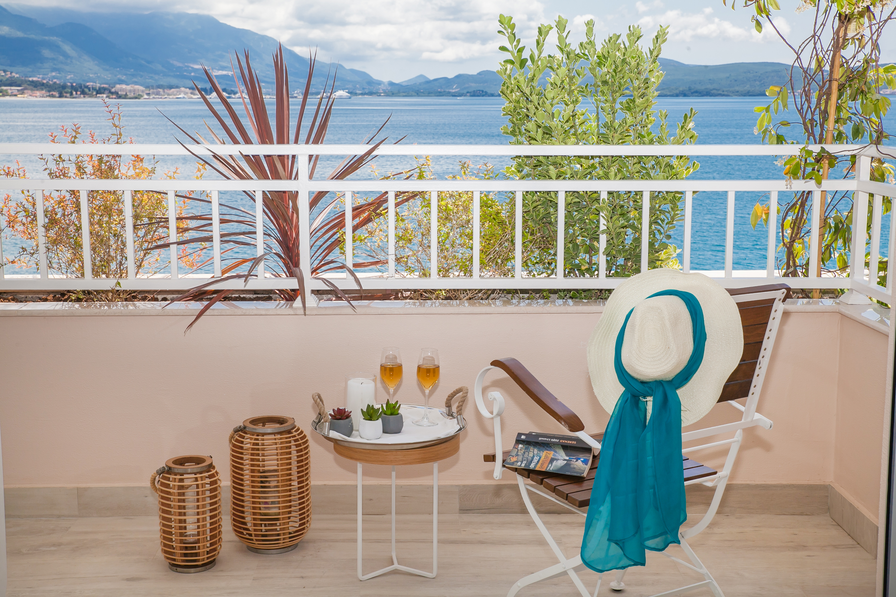 Double Sea View King Bed