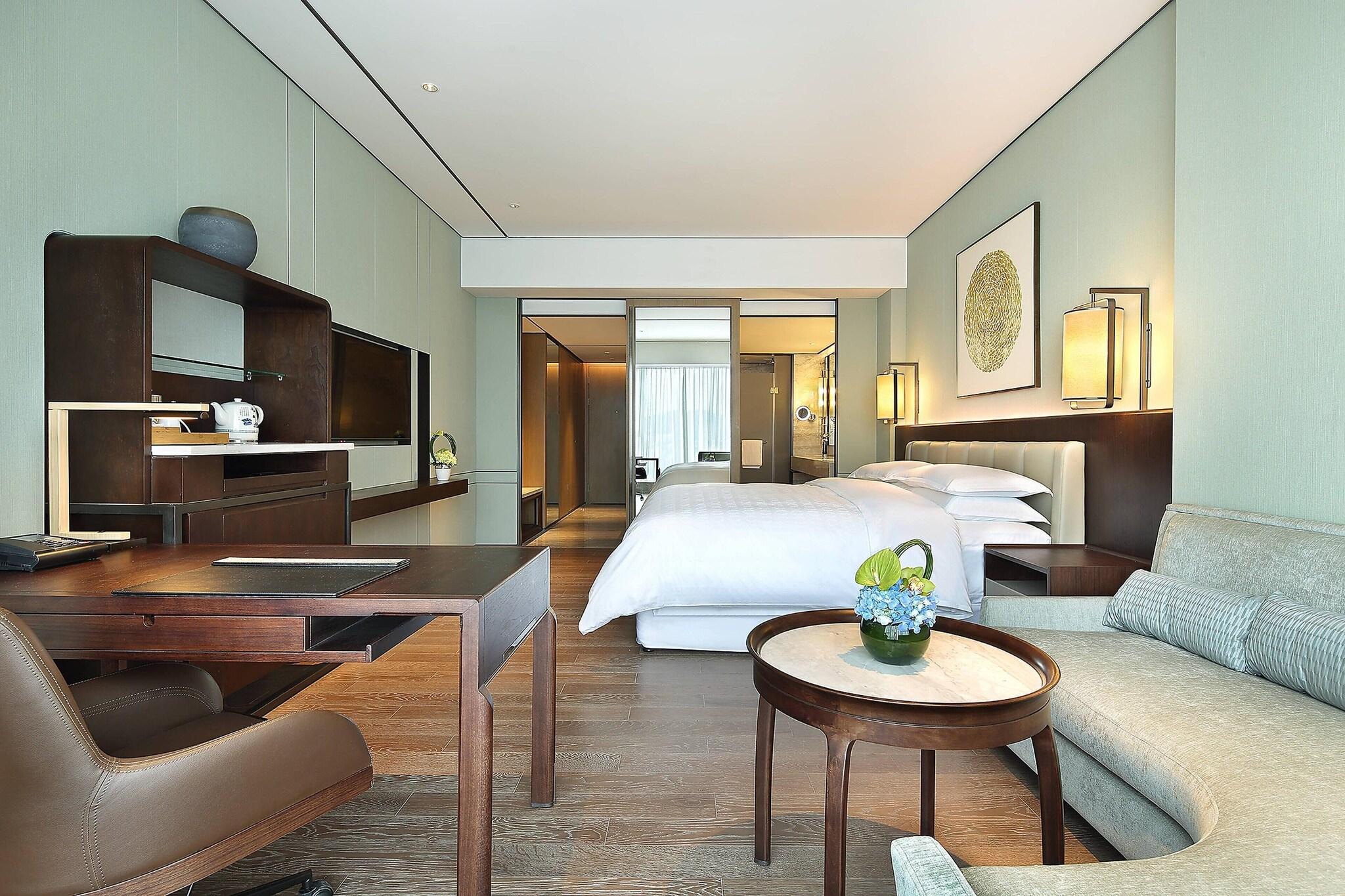 Double King Size Bed