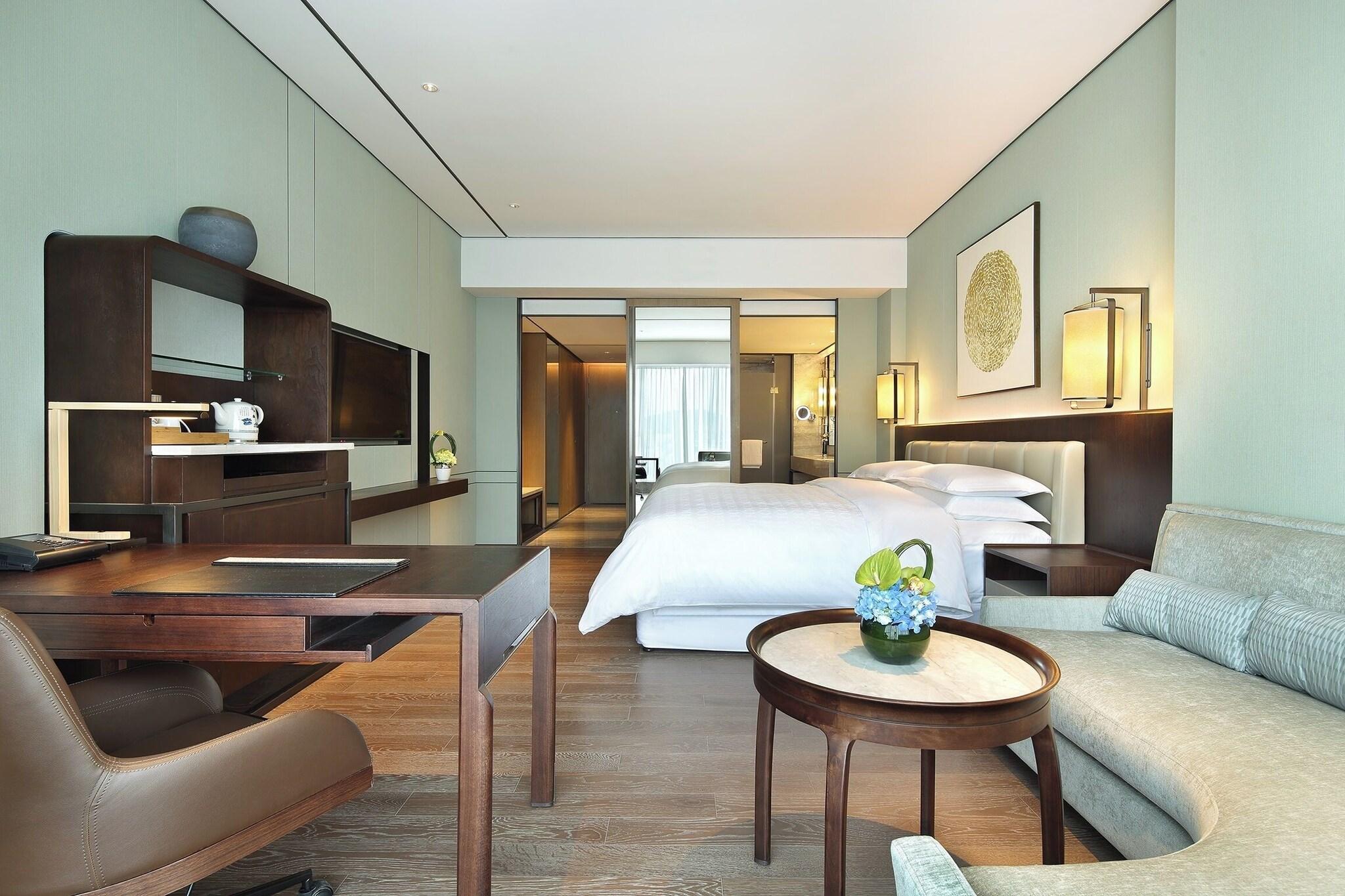 Double King Size Bed