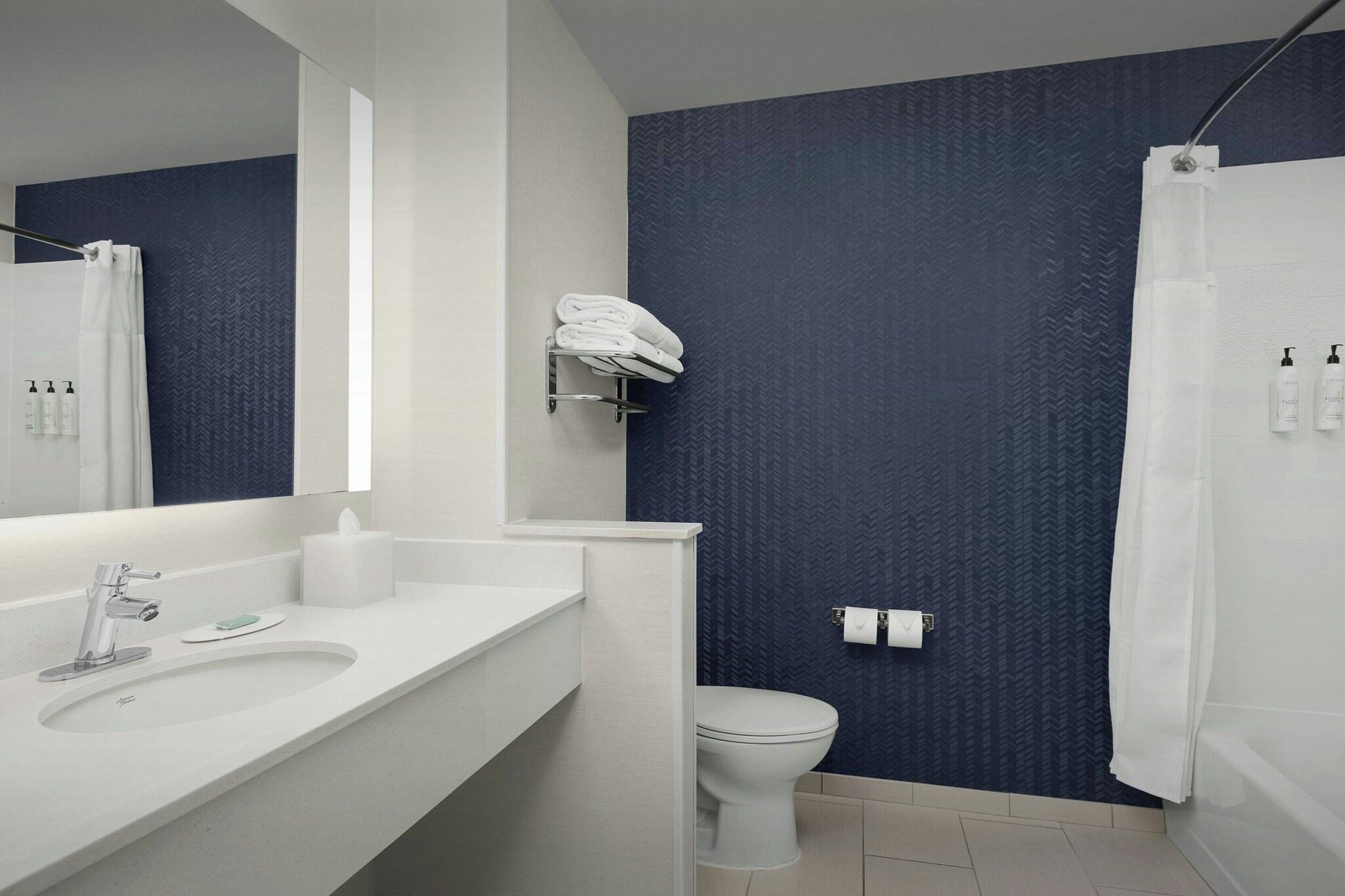 Quadruple Two Queen Beds