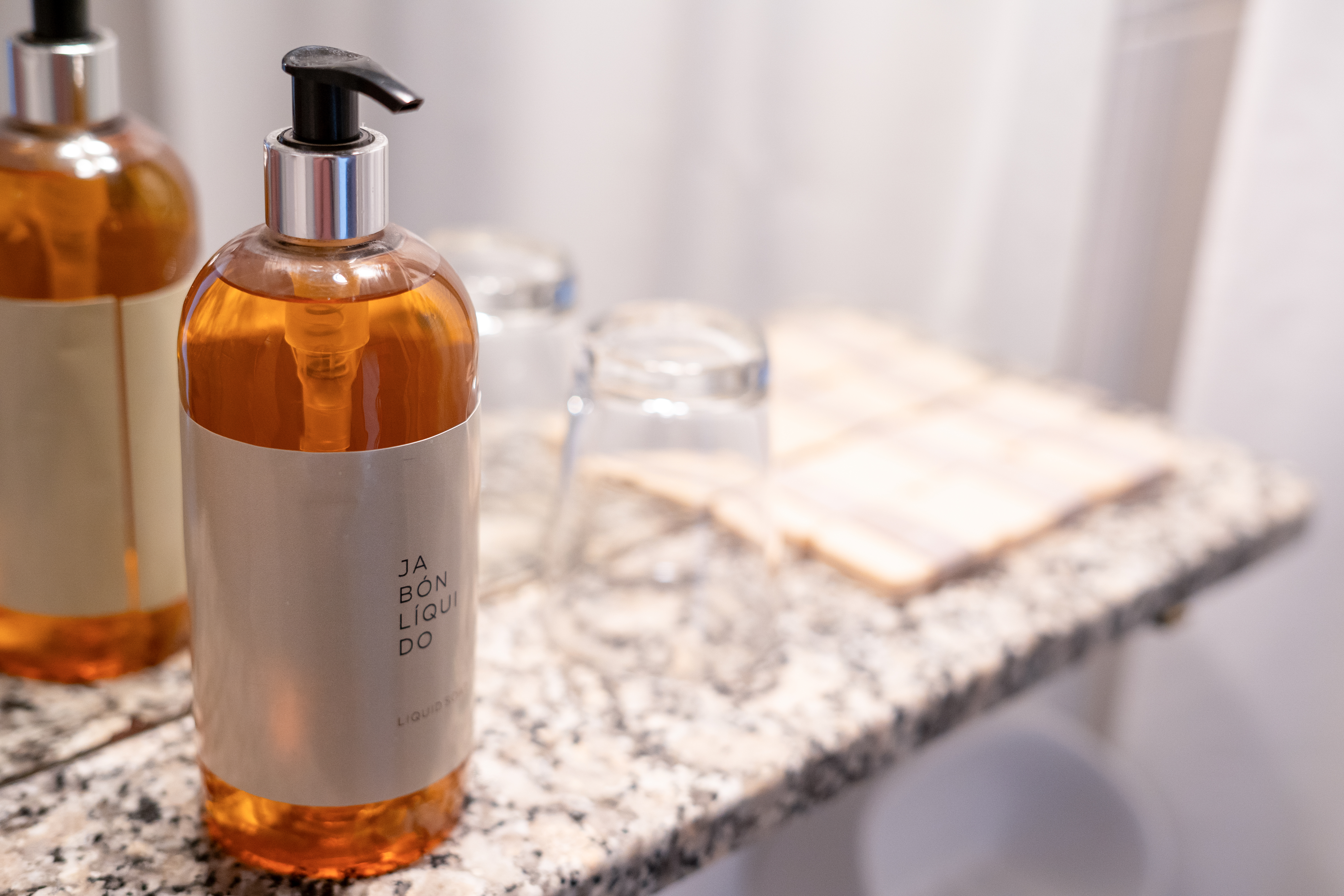 Family Room Capacity 6