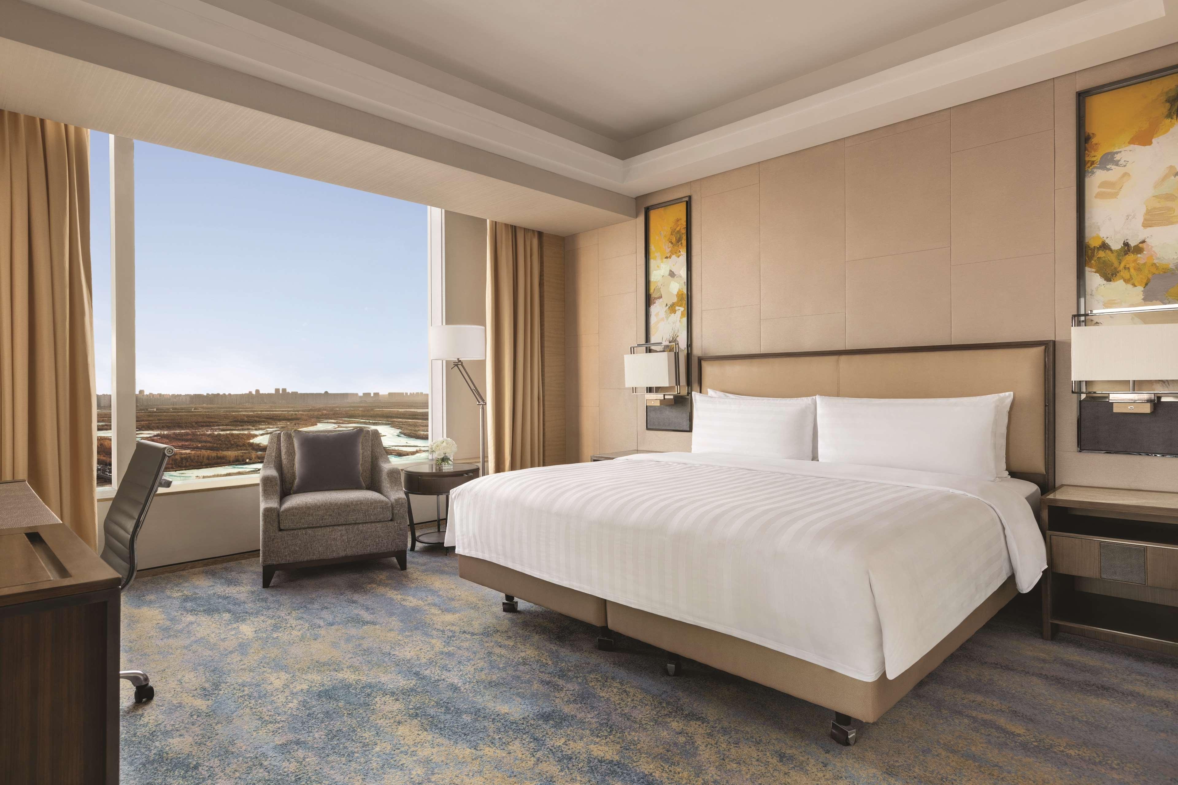 Suite Executive King Bed