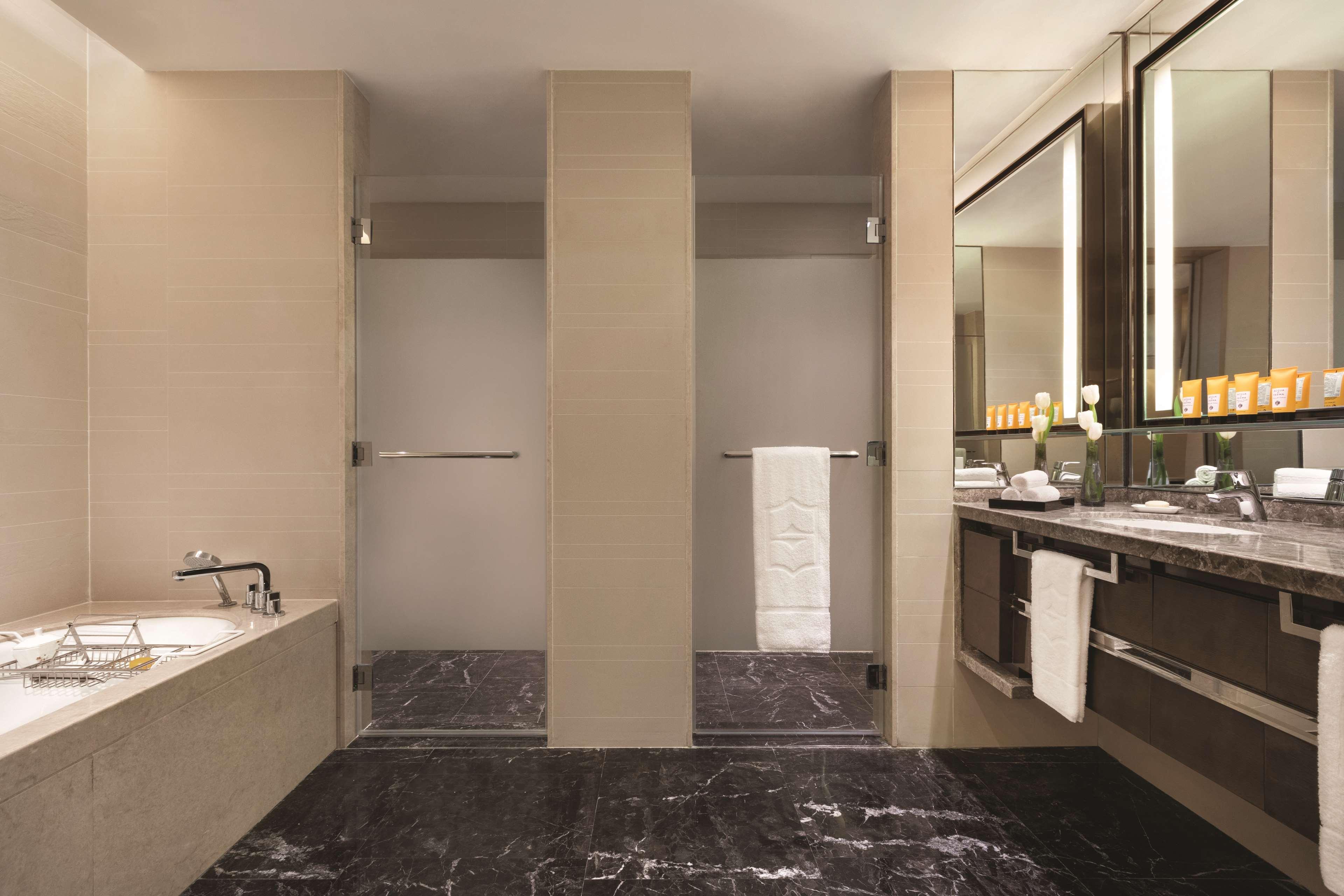 Suite Executive King Bed