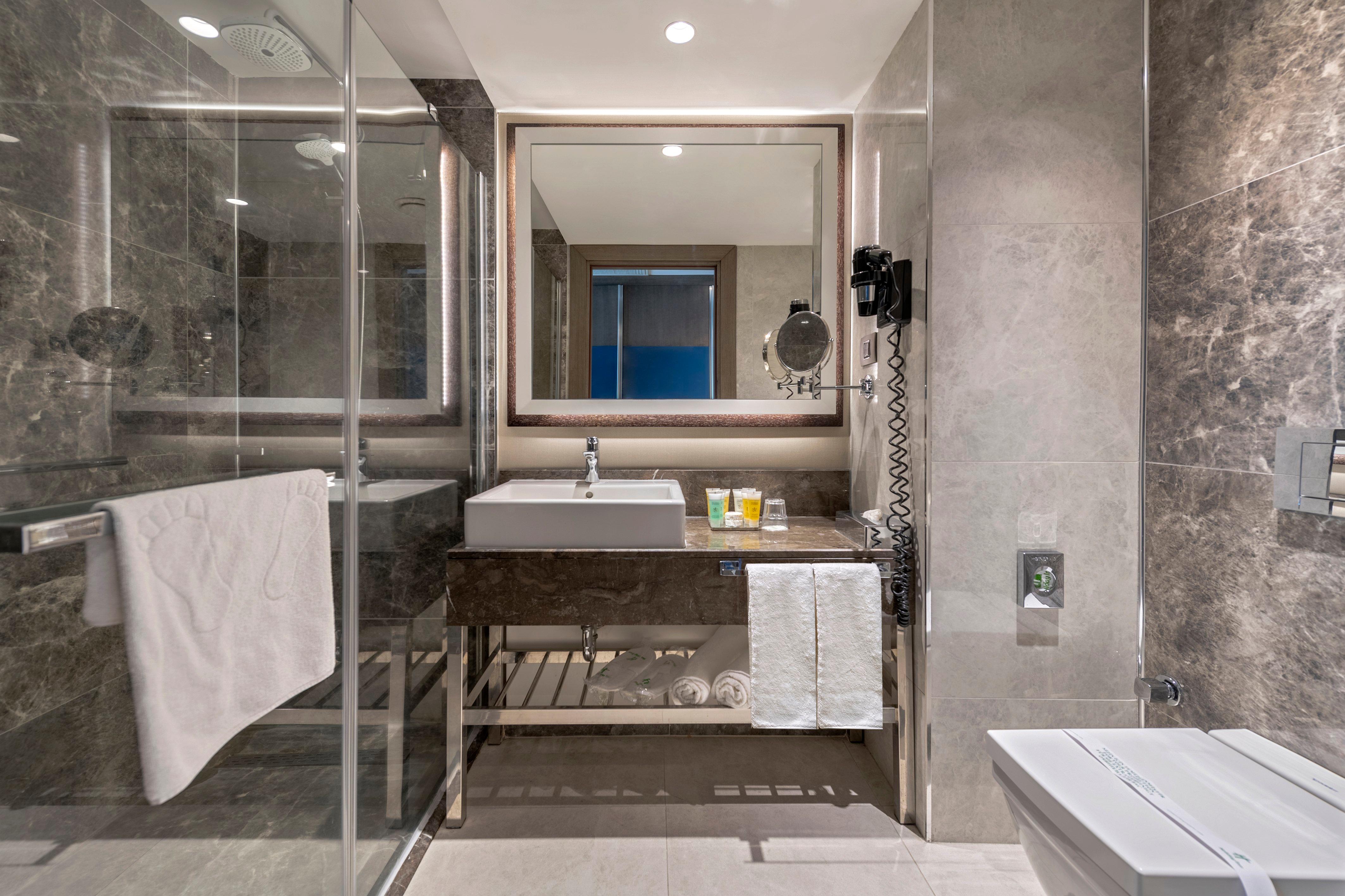 Double Premium King Bed