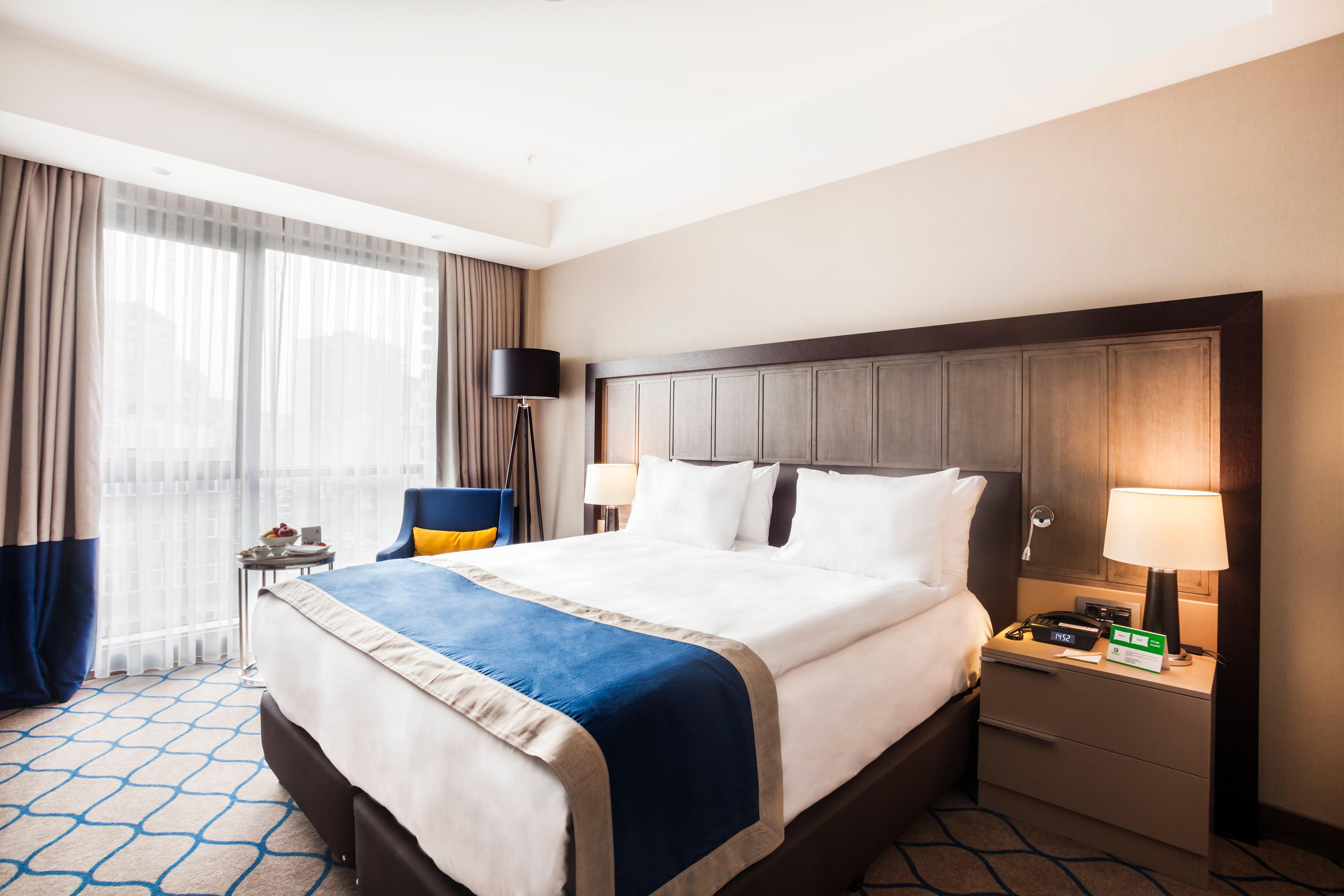 Double King Size Bed