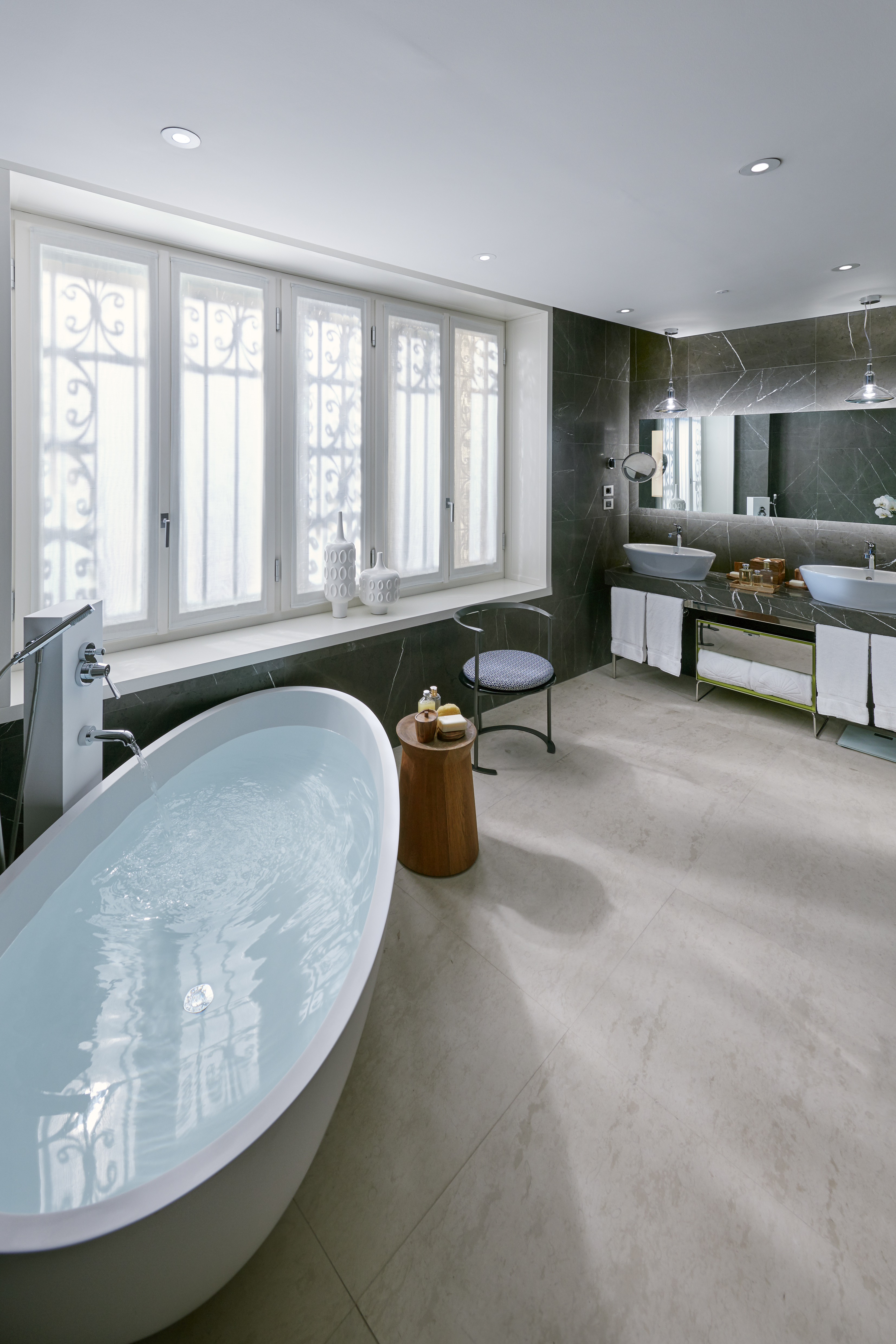 Suite Premier King Bed