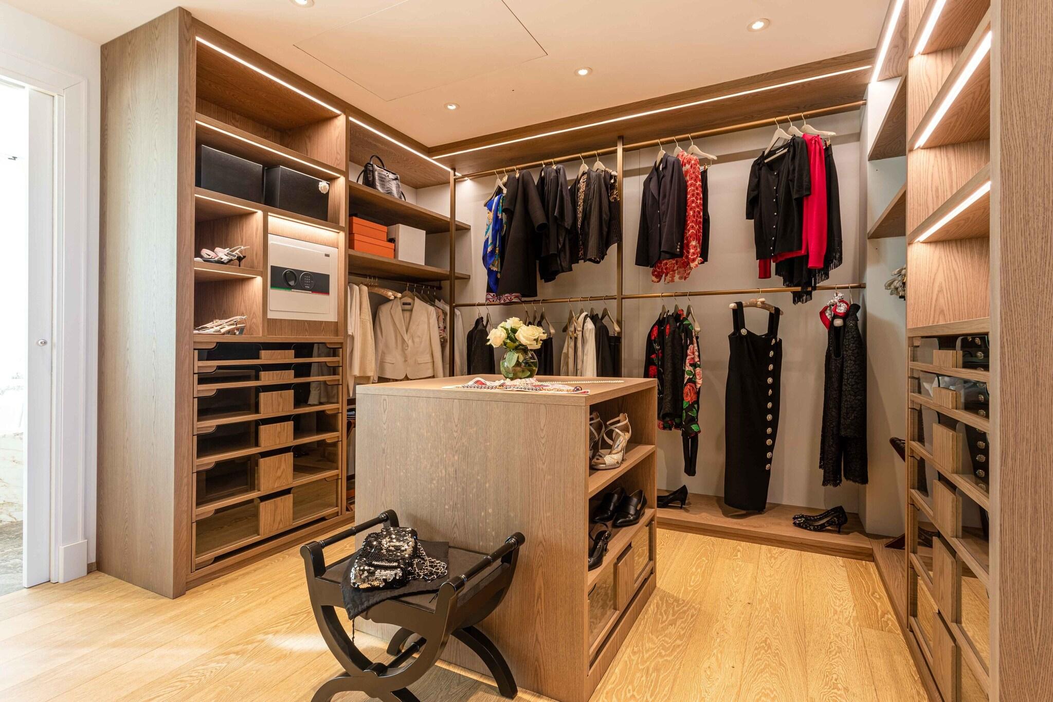 Apartment King Size Bed