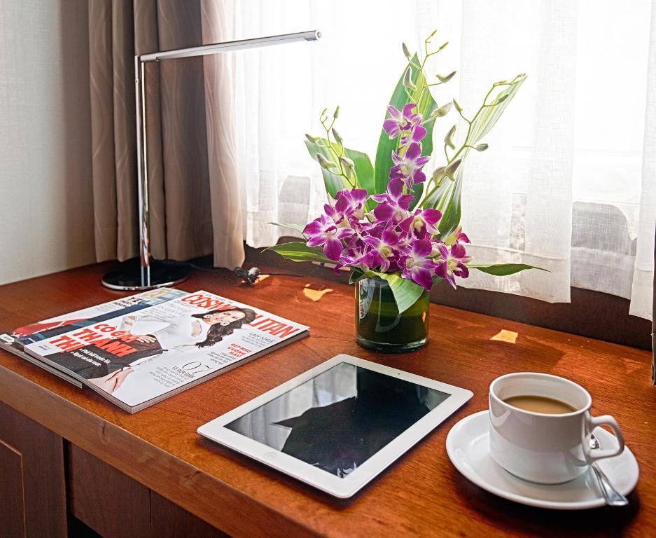 Twin Superior City View