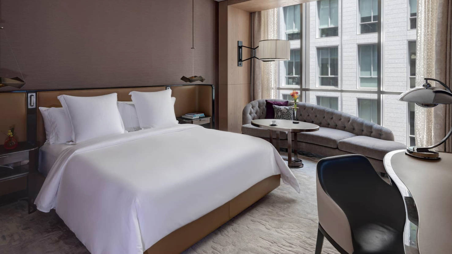 Double Deluxe King Bed