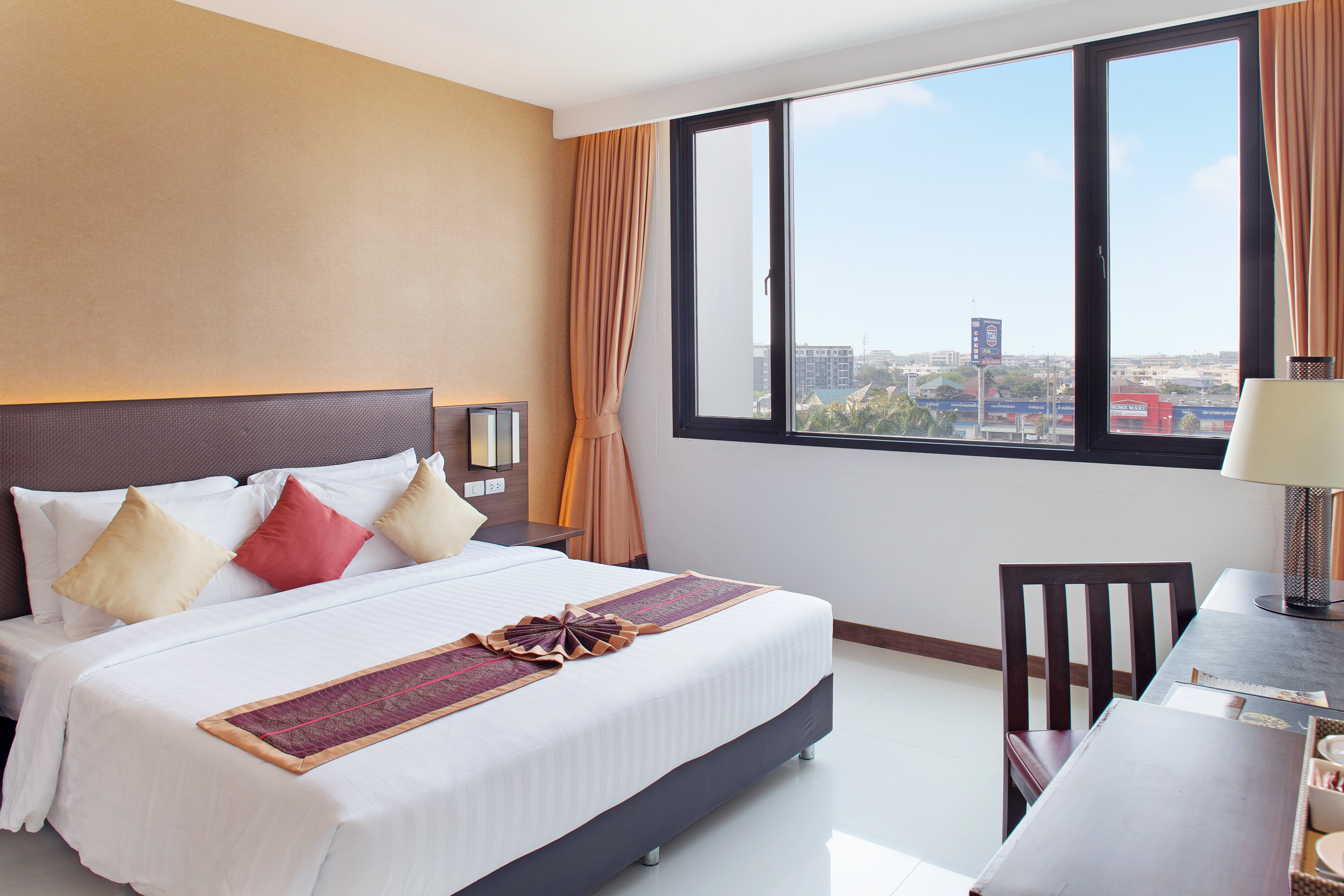 Double or Twin Deluxe