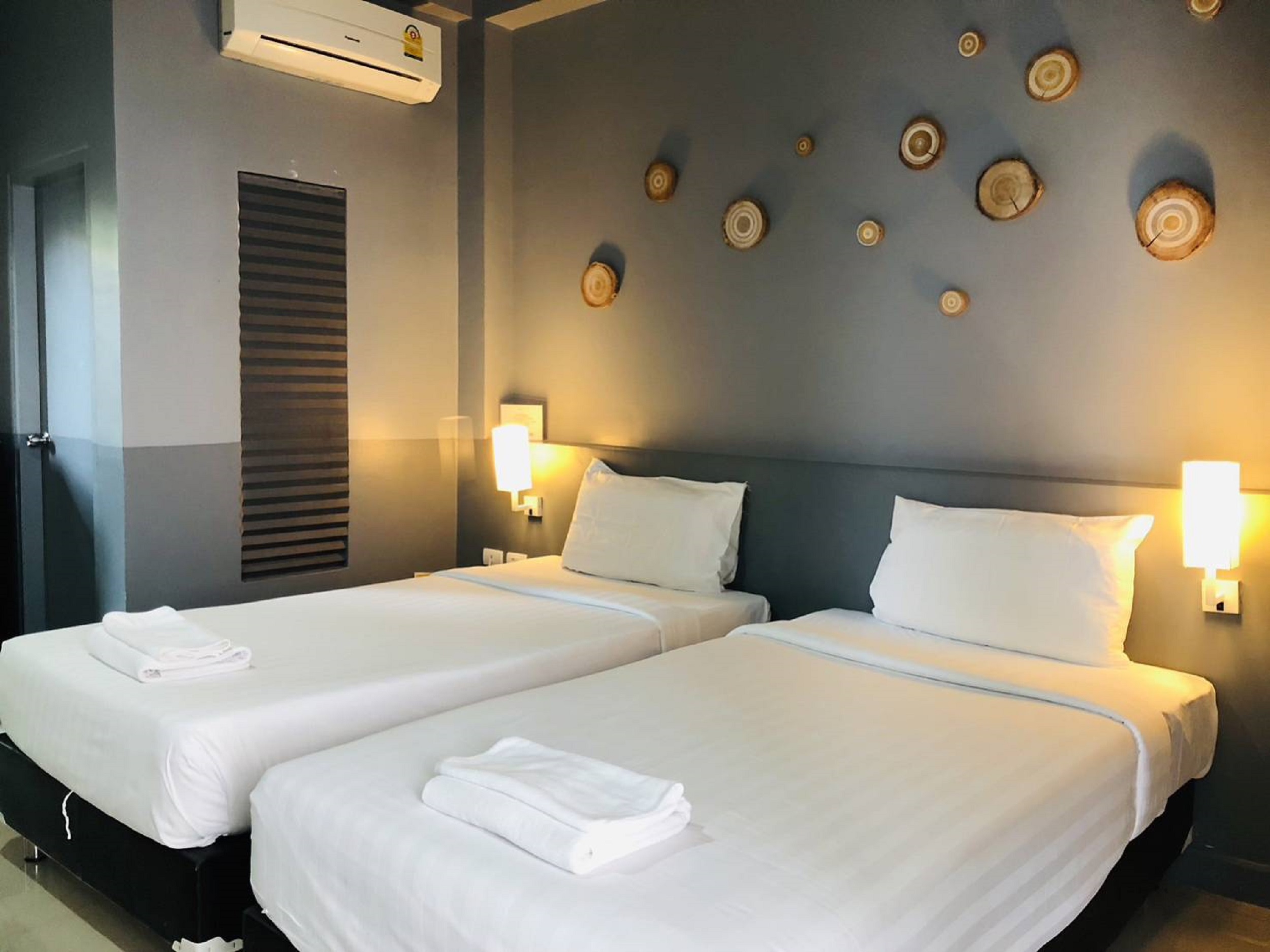 Family Room Connecting Room