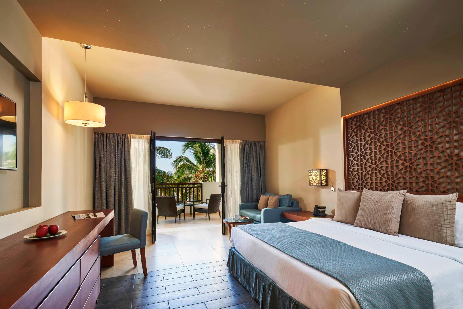 Double Deluxe King Bed