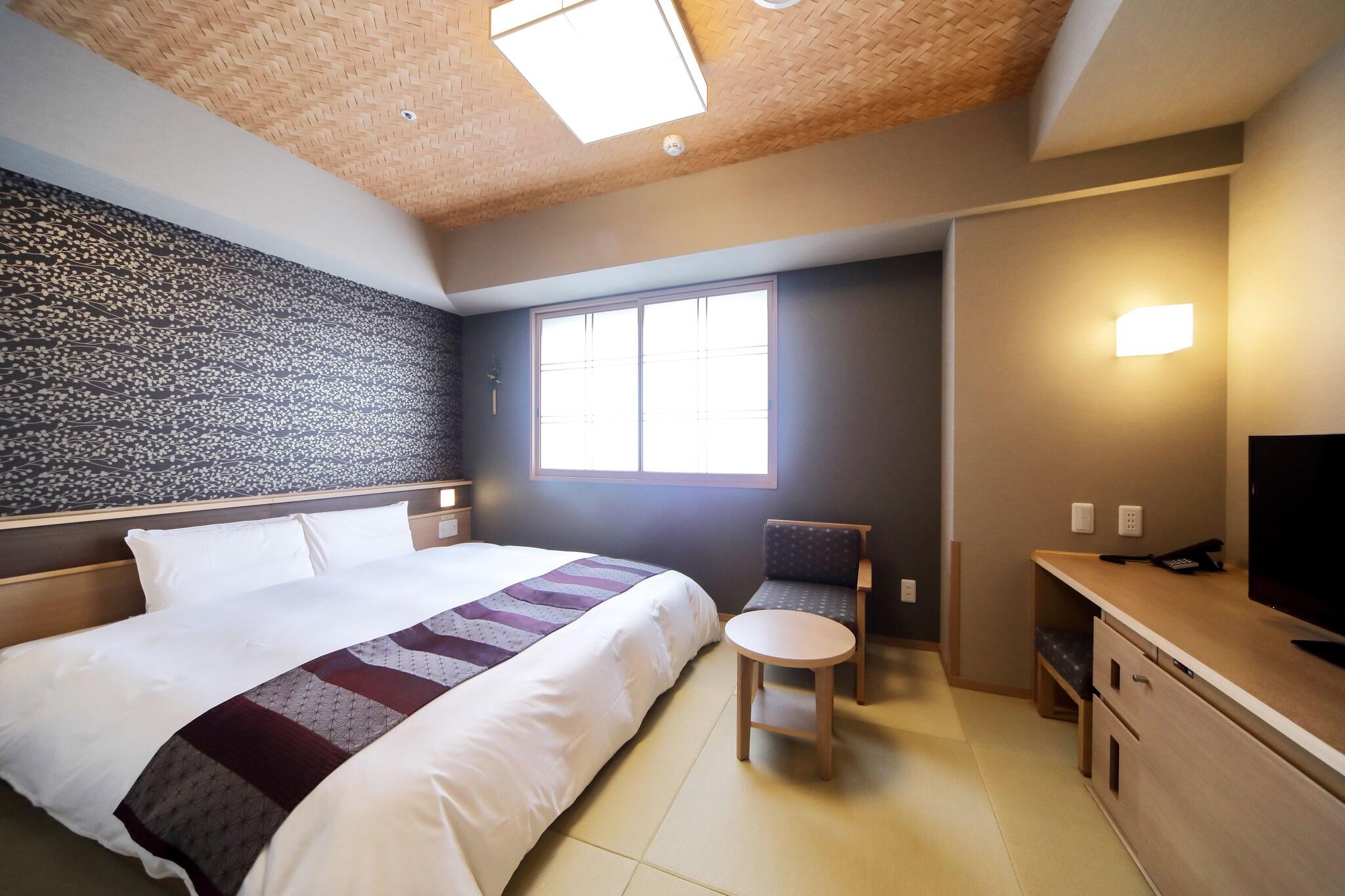 Double Queen Bed Non Smoking