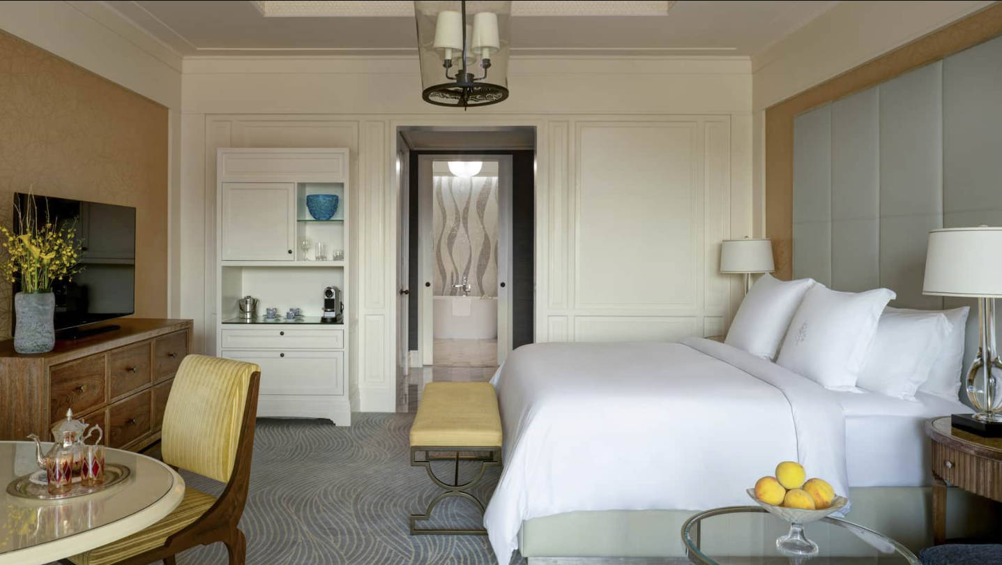 Double Deluxe City View King Bed