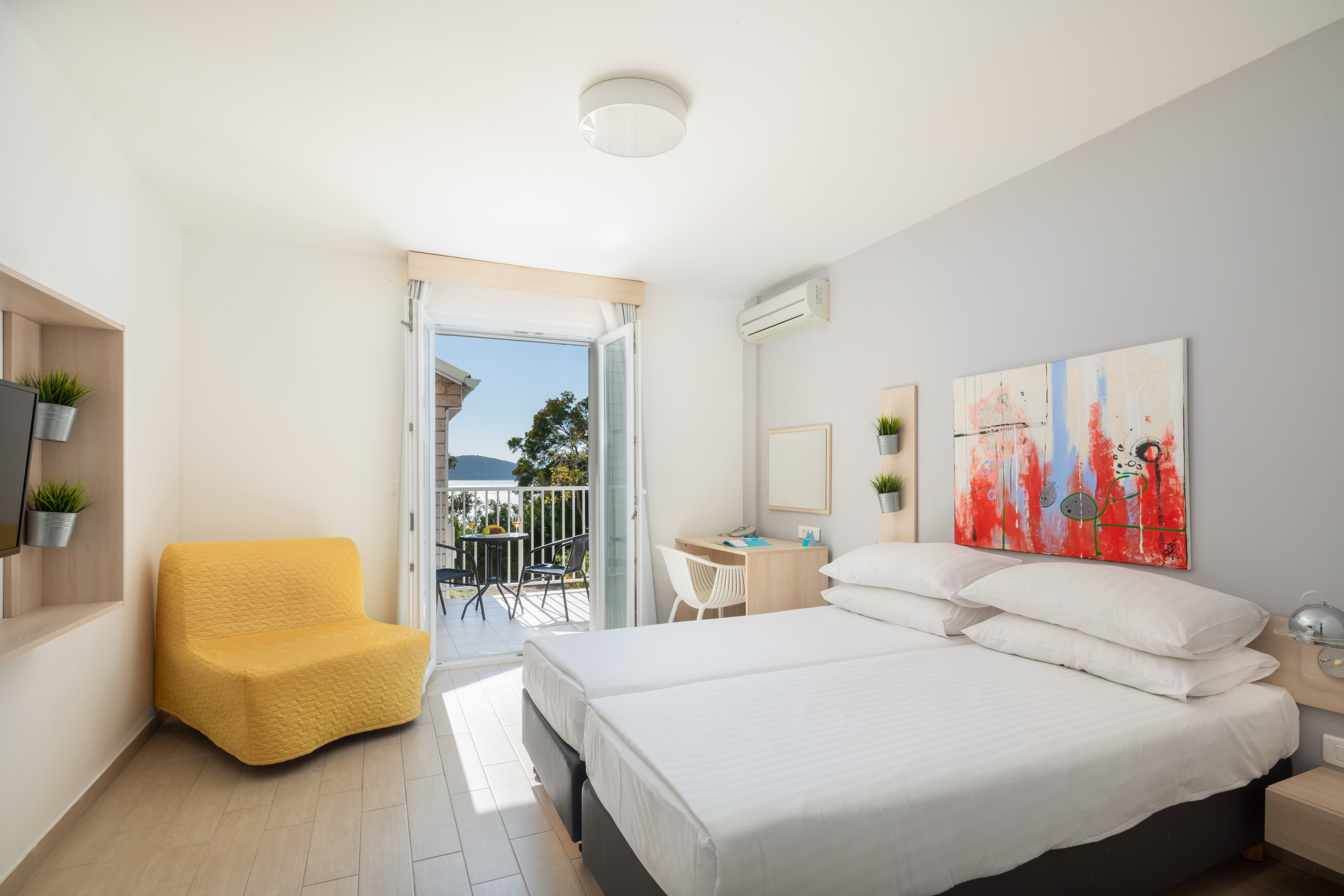 Double Side Sea View with Balcony