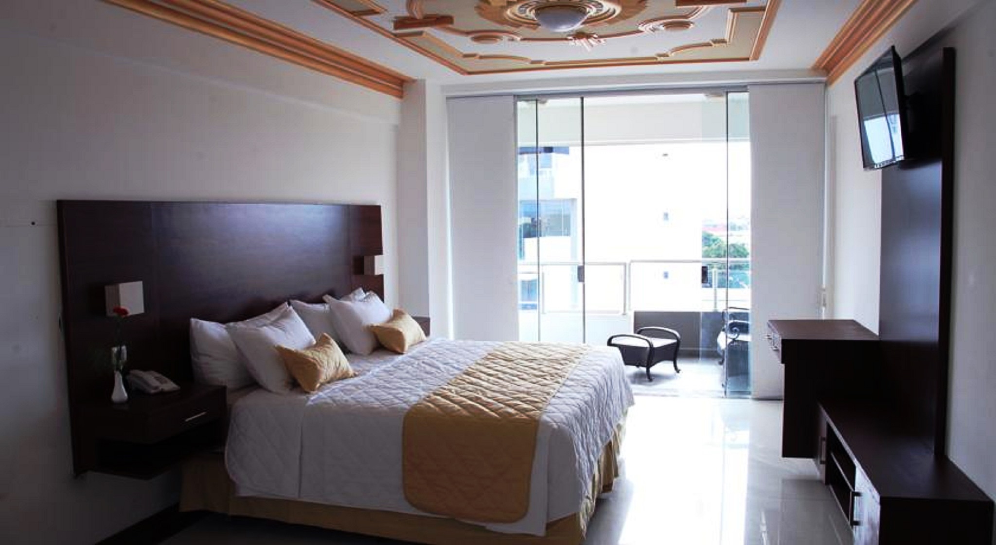 Single Queen Size Bed