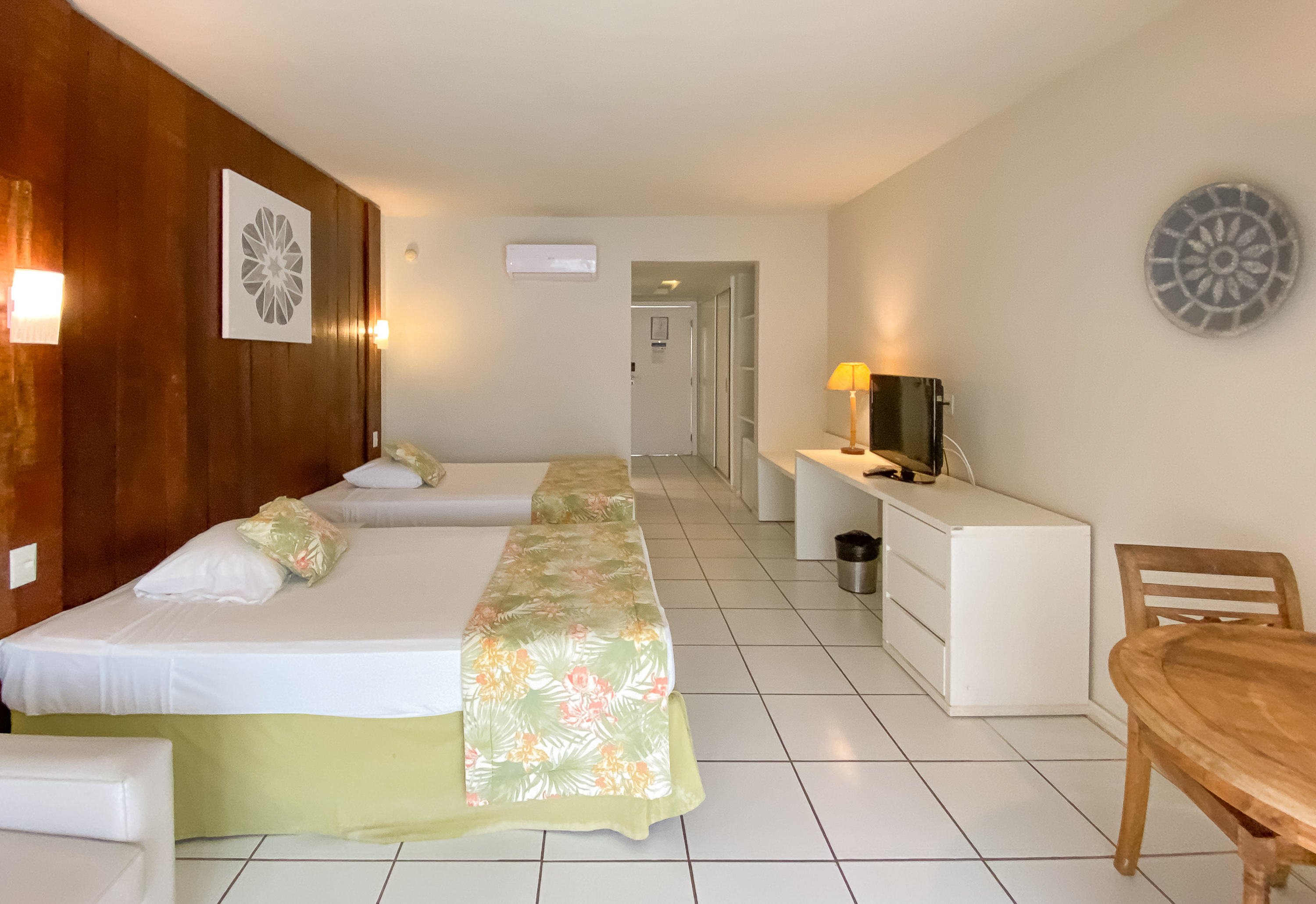 Double or Twin Deluxe Partial Ocean View