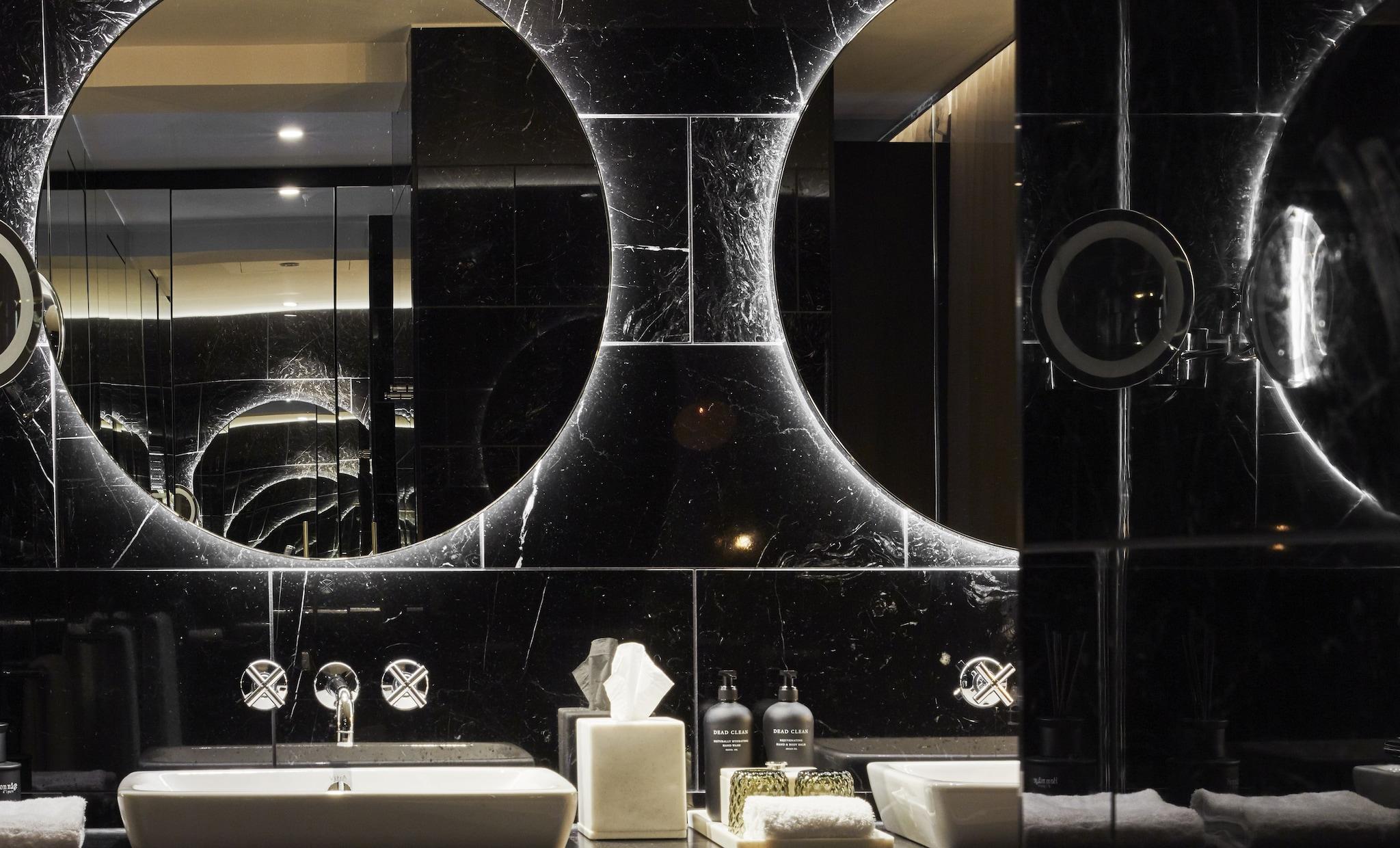 Suite Executive King Bed