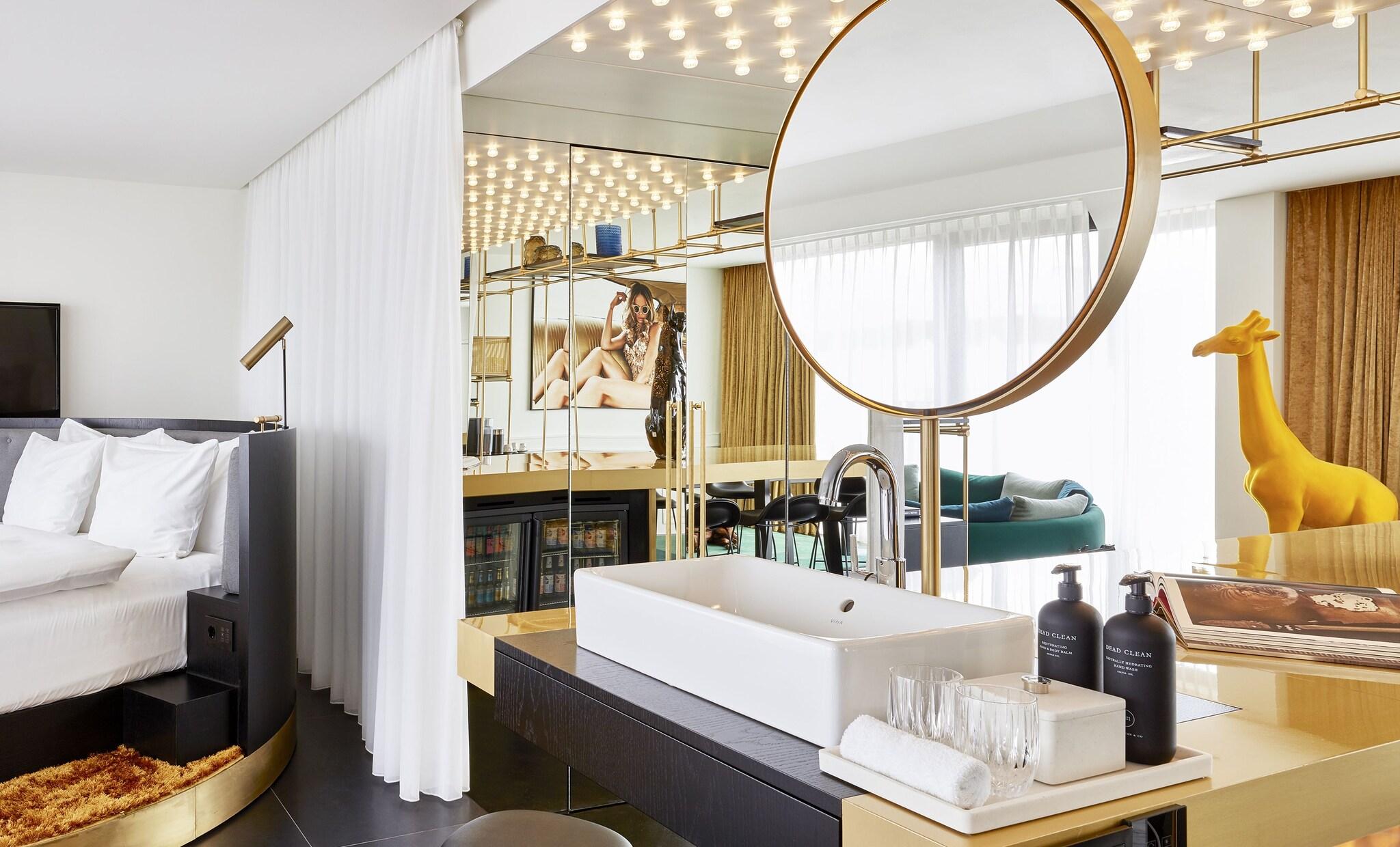 Suite with Double Bed