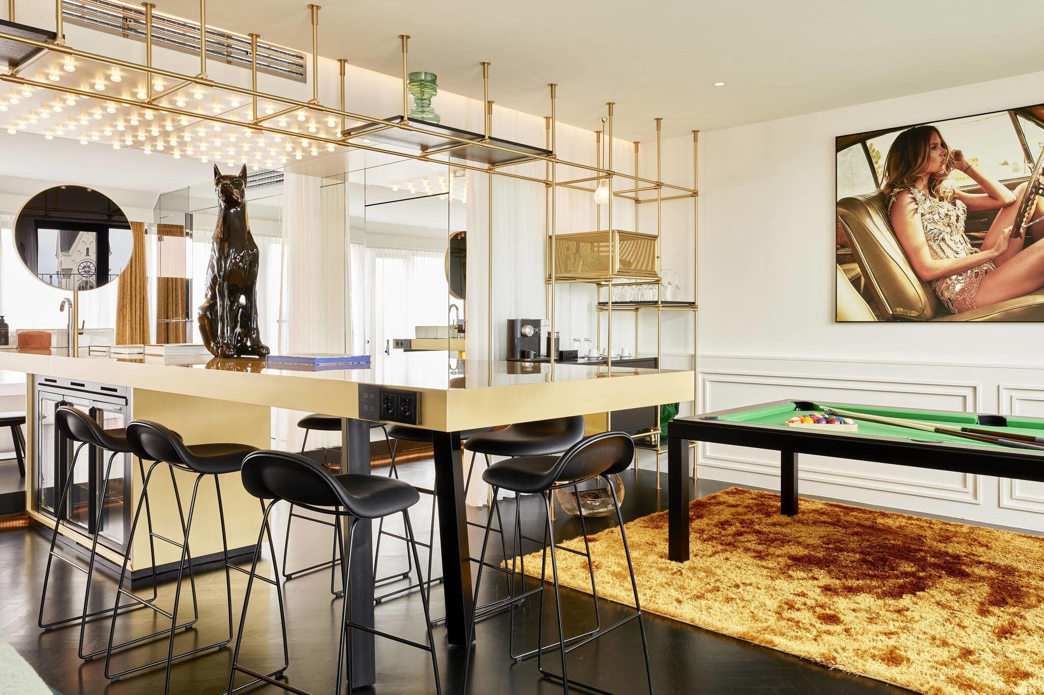 Suite with Double Bed