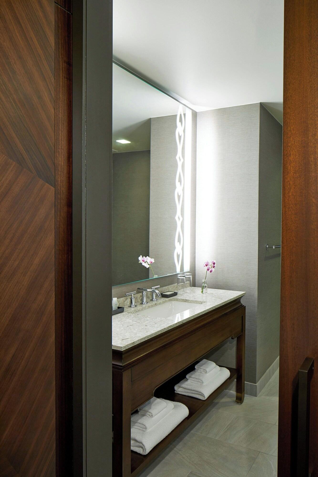 Suite Executive King Bed