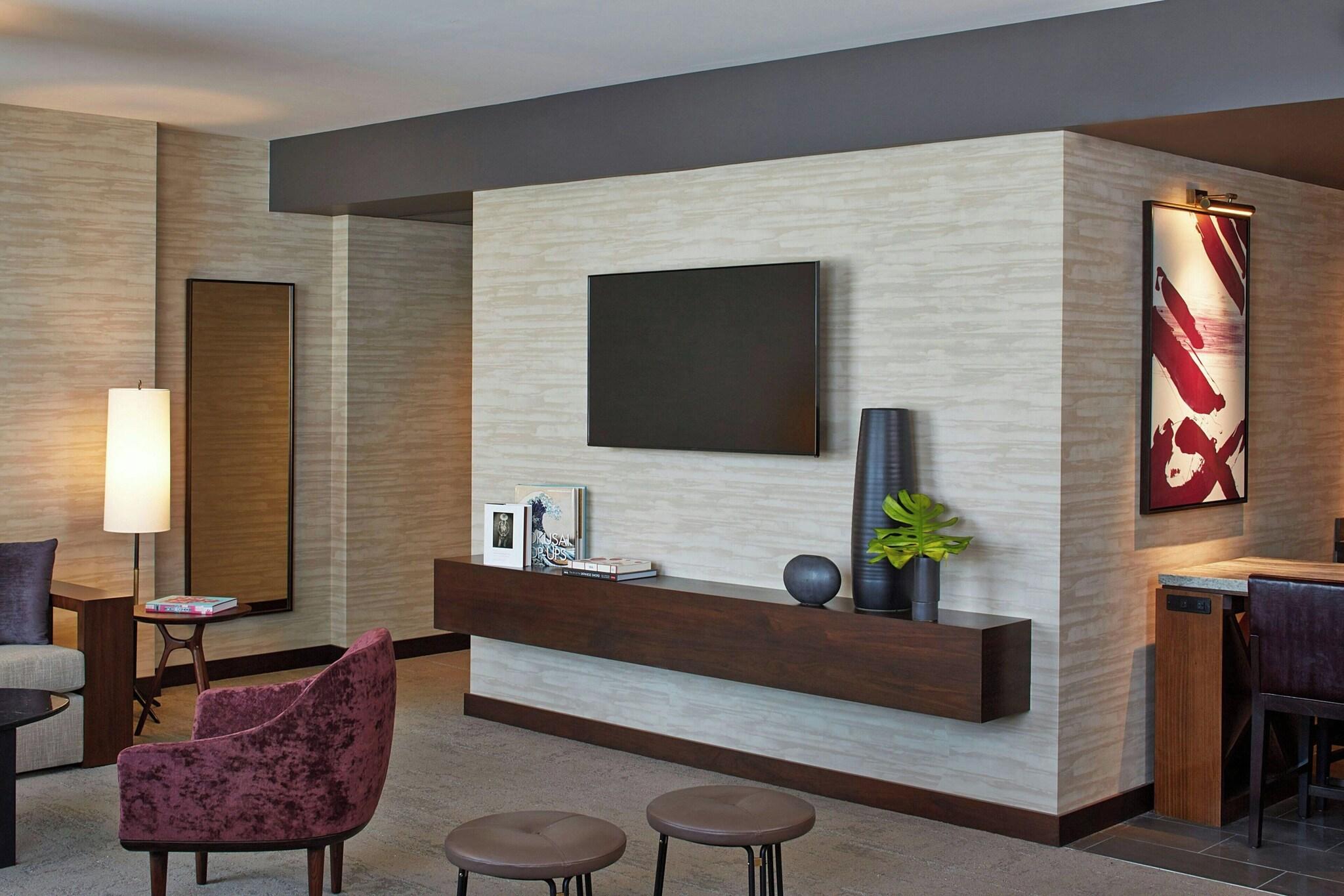 Suite Executive King Bed