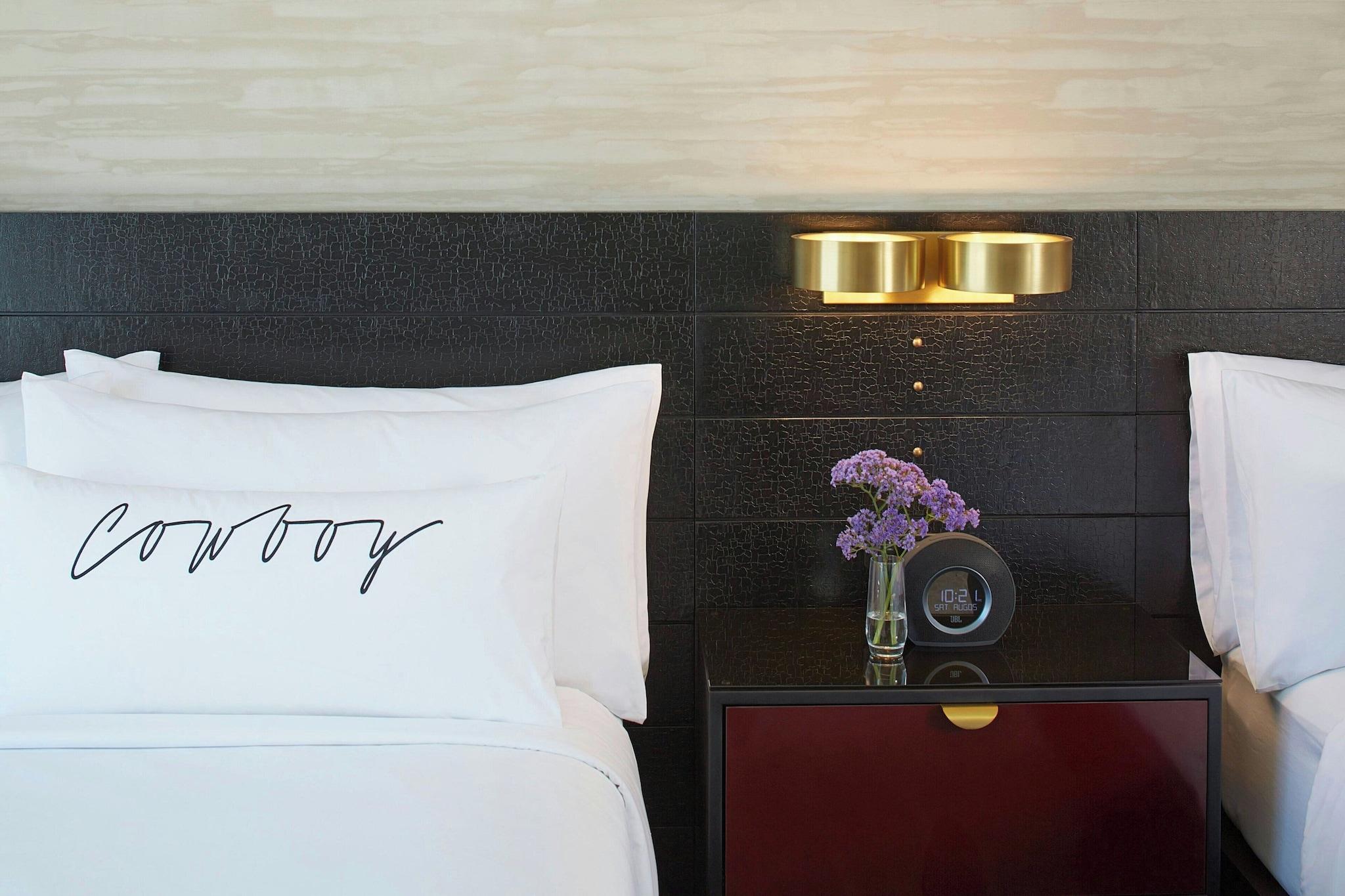 Double Club Two Queen Beds