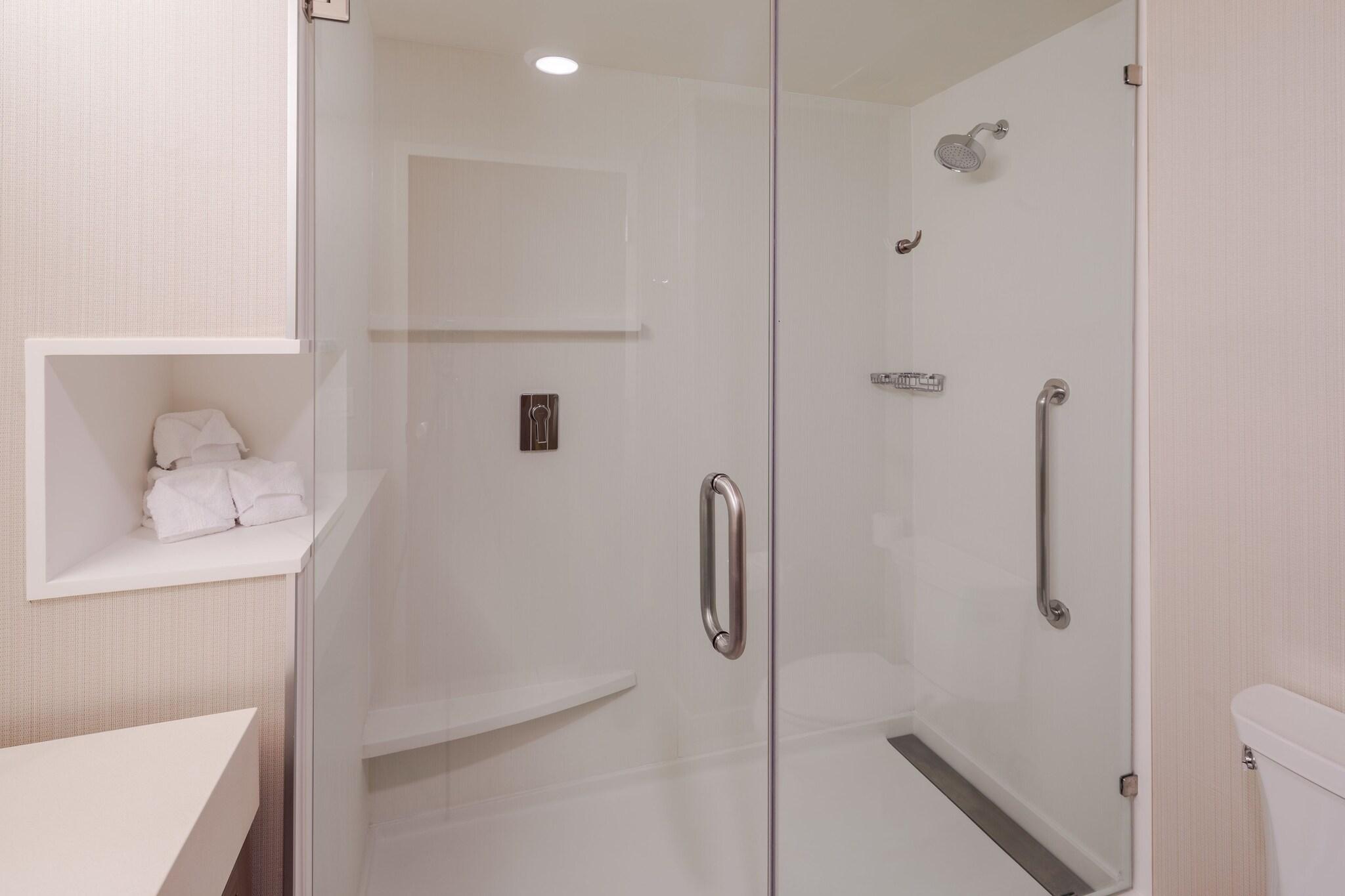 Quadruple Two Queen Beds