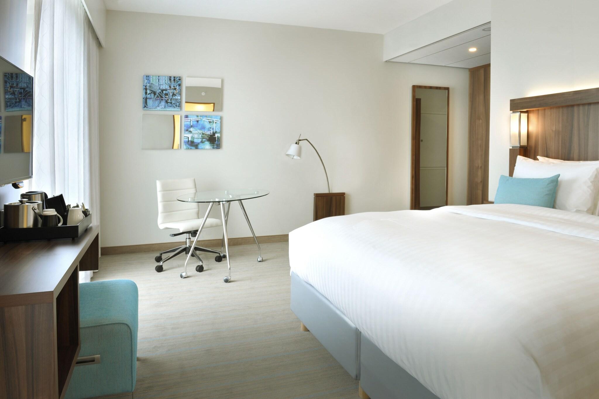 Double Superior King Bed