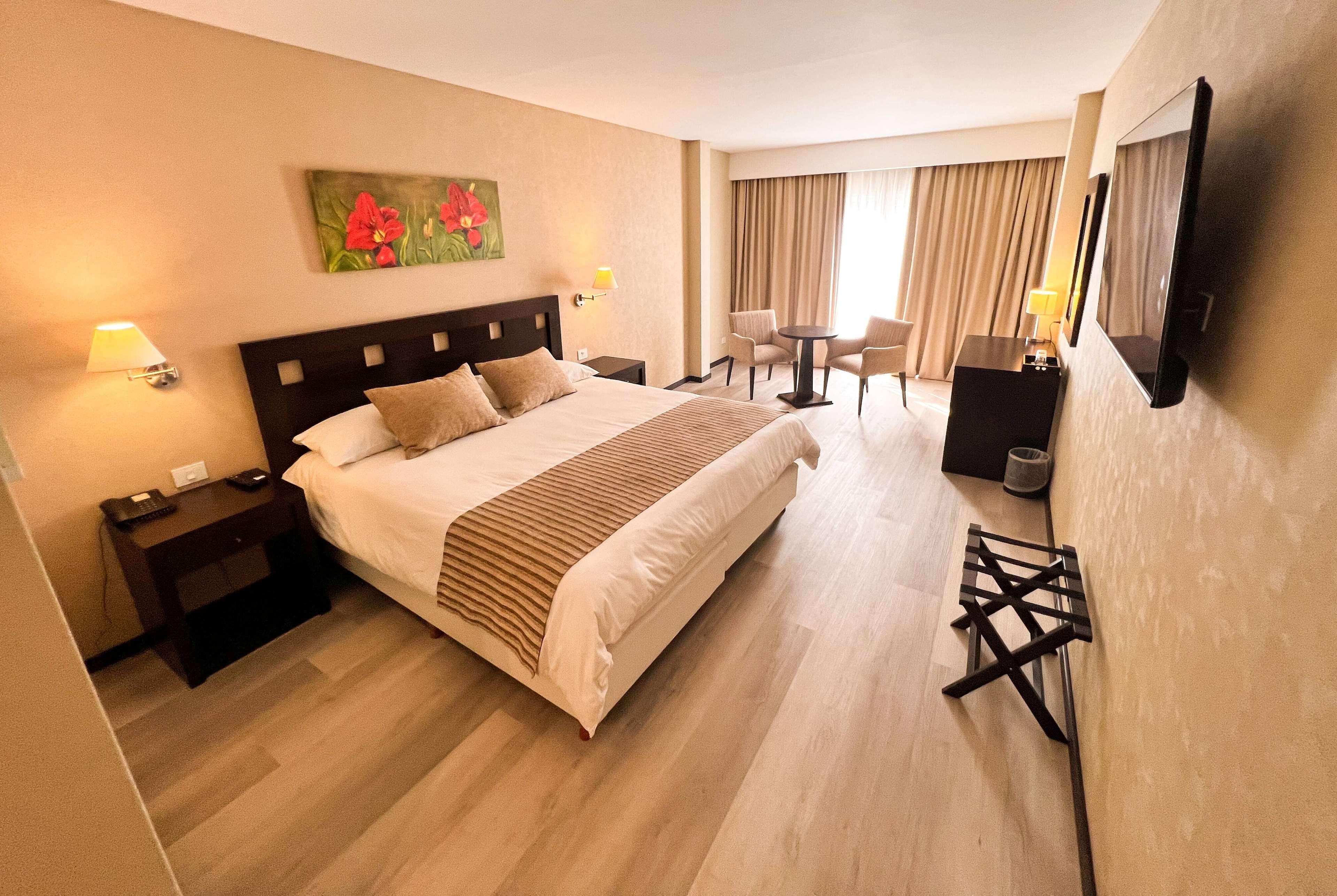 Double Queen Size Bed