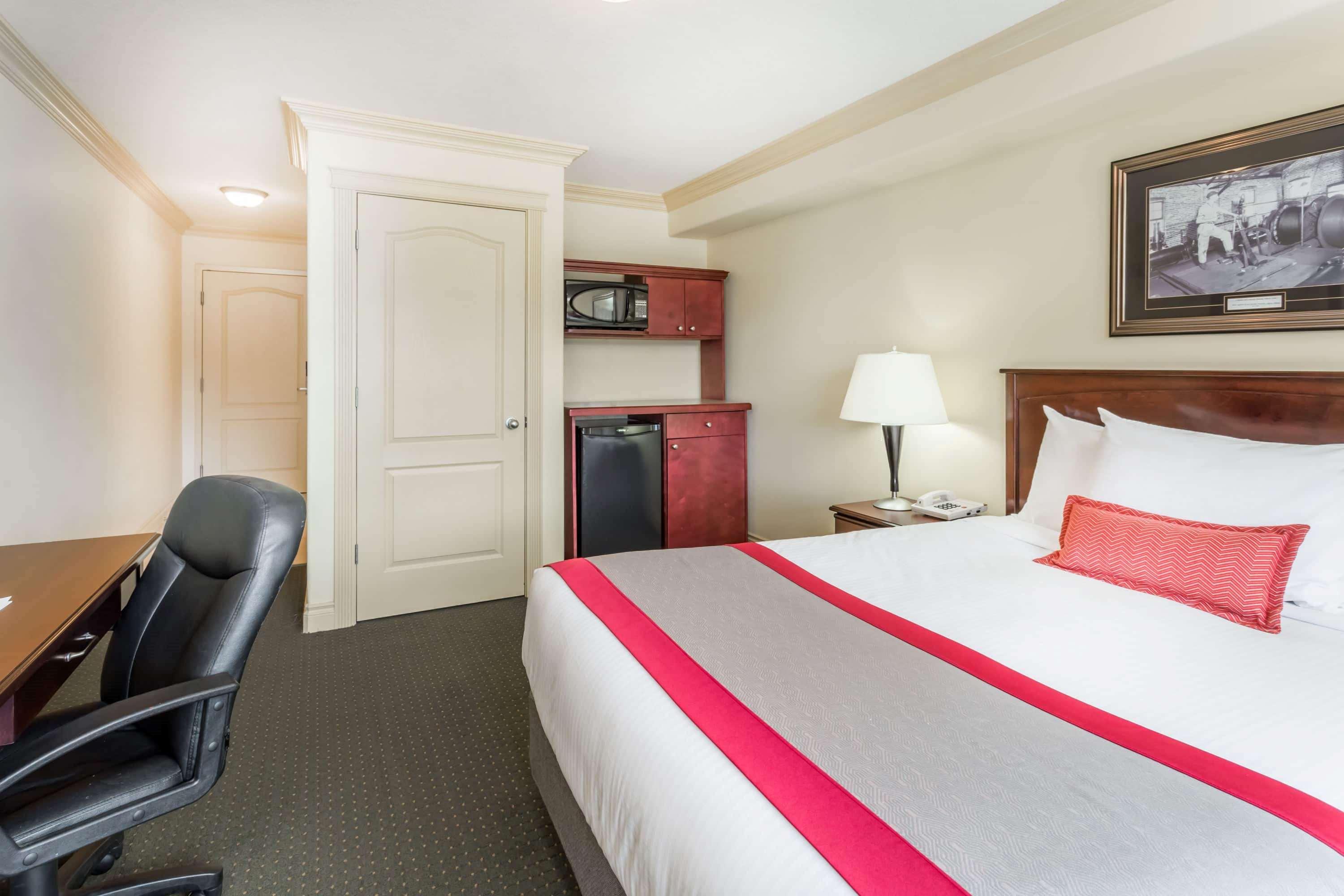 Double Queen Size Bed